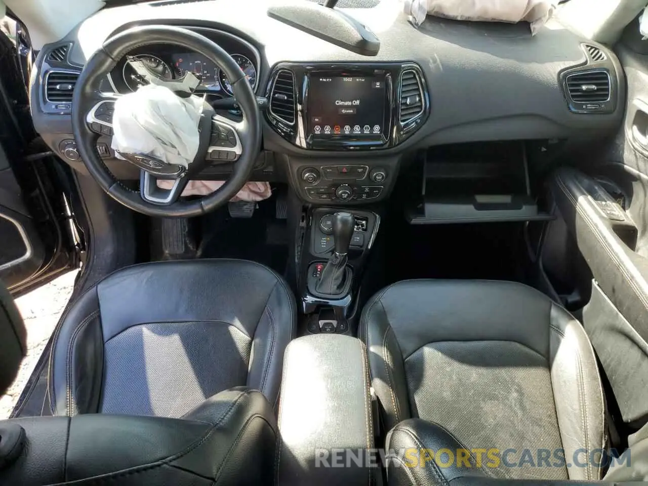 8 Photograph of a damaged car 3C4NJDCB2LT145796 JEEP COMPASS 2020