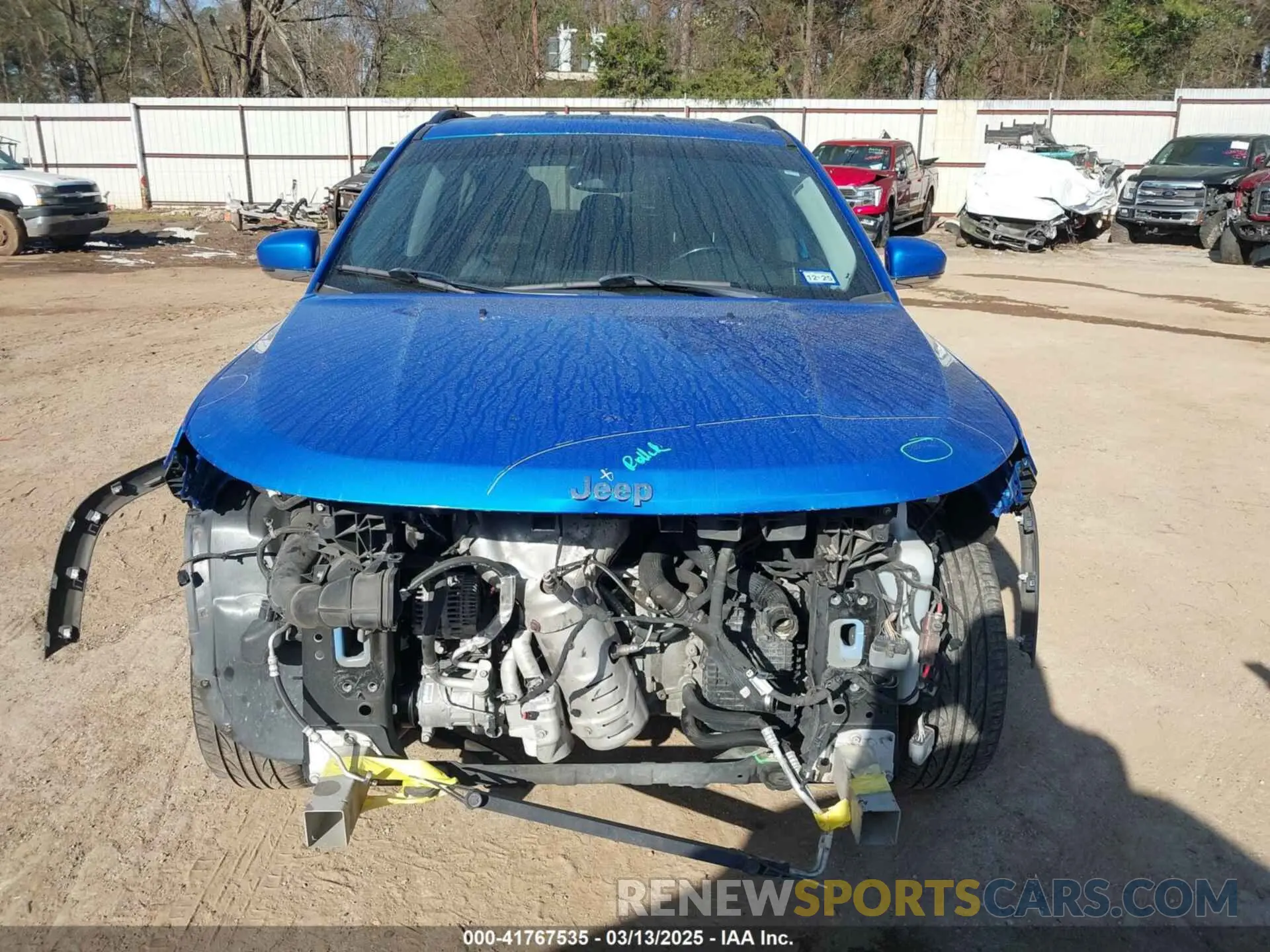 6 Photograph of a damaged car 3C4NJDCB3LT127100 JEEP COMPASS 2020