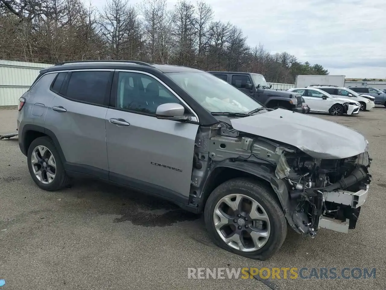 4 Photograph of a damaged car 3C4NJDCB3LT137979 JEEP COMPASS 2020