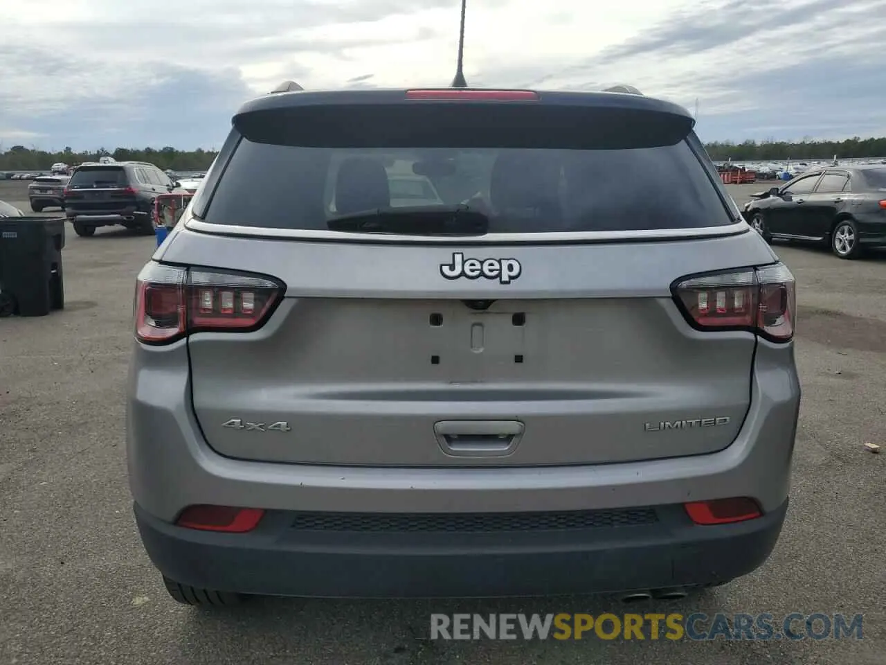 6 Photograph of a damaged car 3C4NJDCB3LT137979 JEEP COMPASS 2020