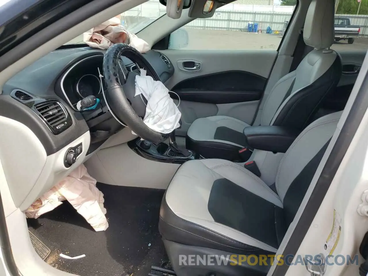7 Photograph of a damaged car 3C4NJDCB3LT216892 JEEP COMPASS 2020