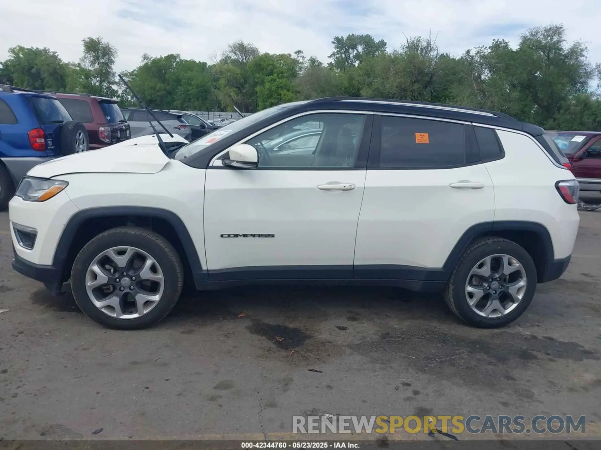14 Photograph of a damaged car 3C4NJDCB4LT122066 JEEP COMPASS 2020