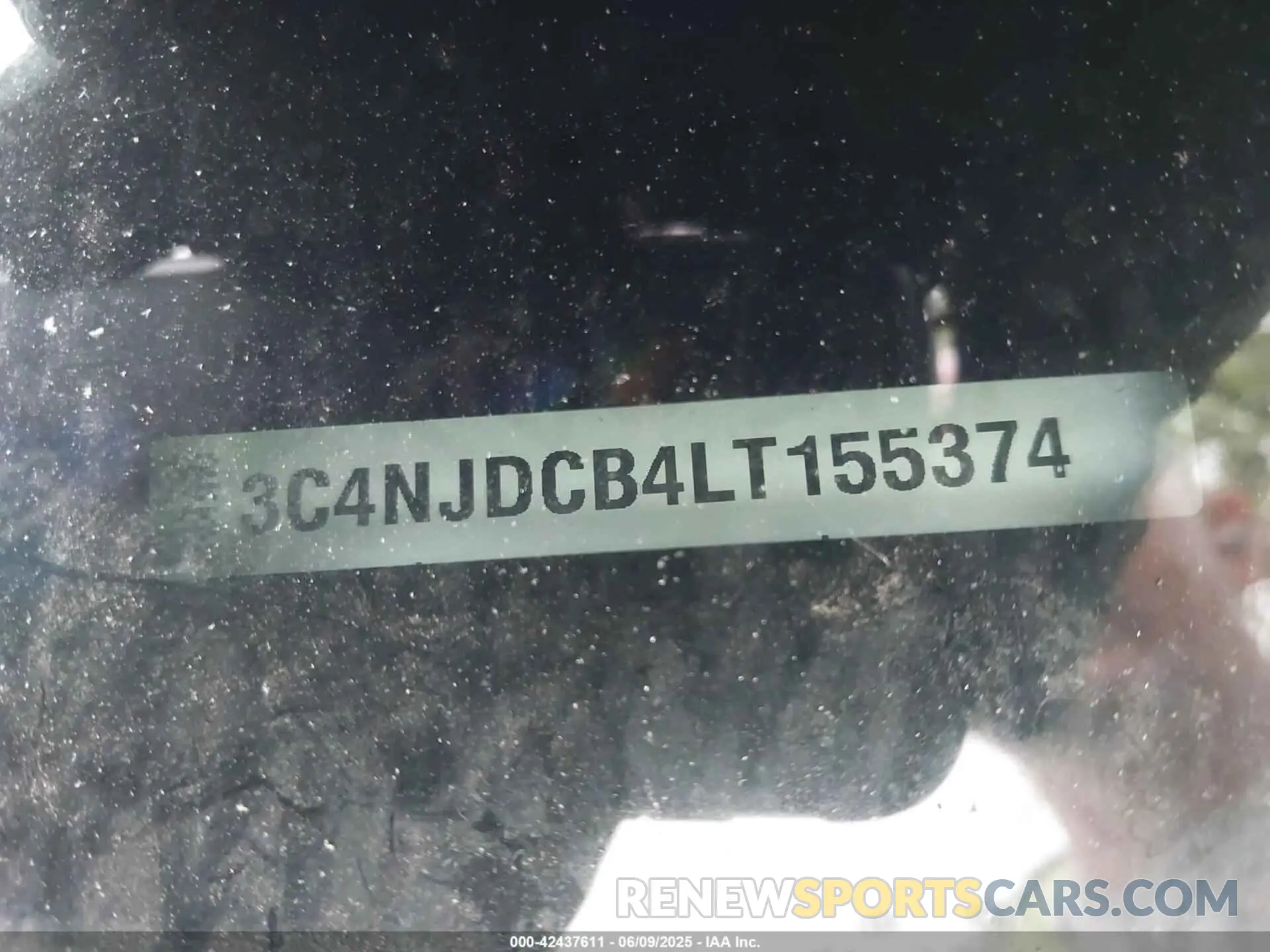 17 Photograph of a damaged car 3C4NJDCB4LT155374 JEEP COMPASS 2020