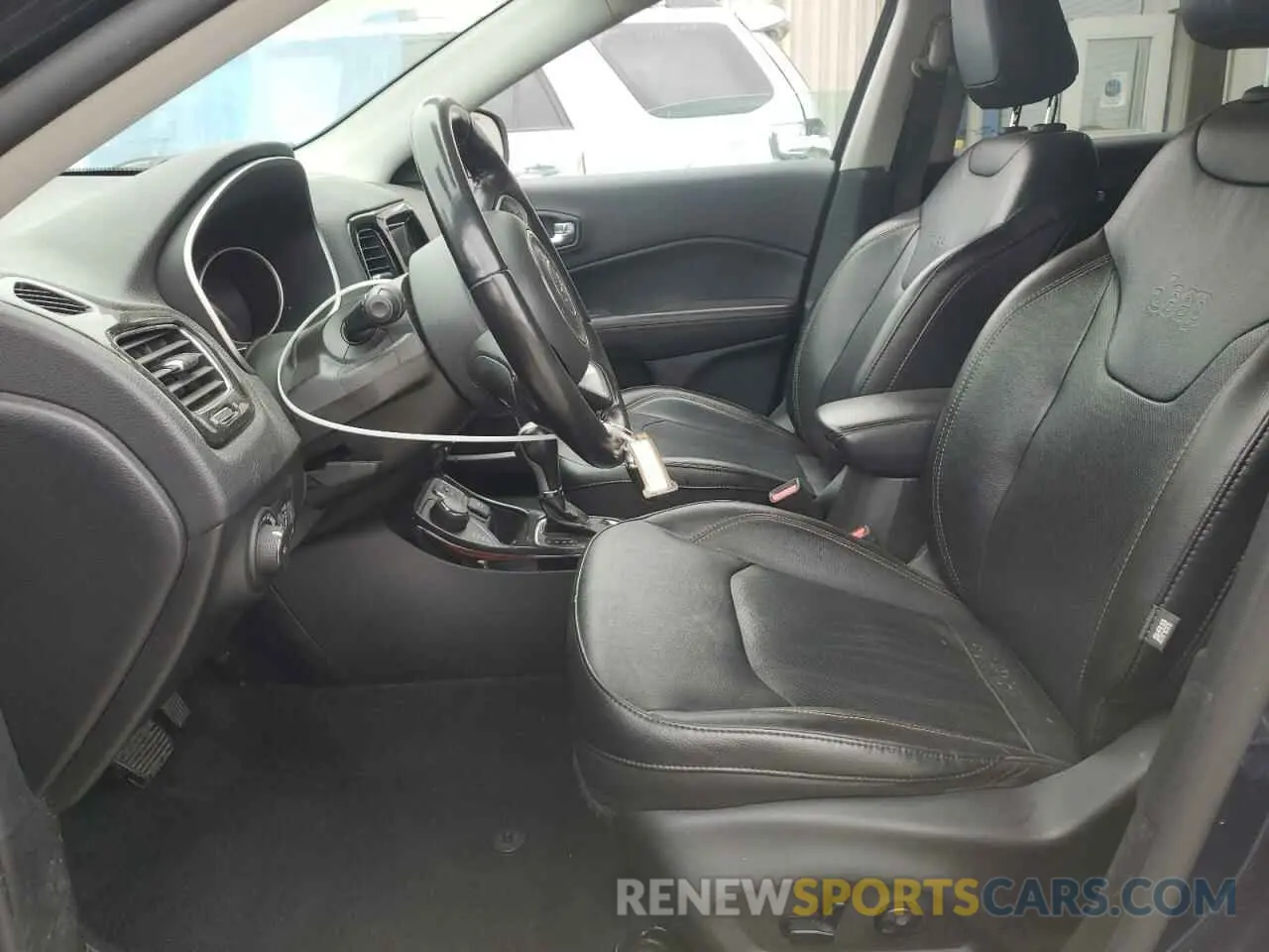 7 Photograph of a damaged car 3C4NJDCB4LT164446 JEEP COMPASS 2020
