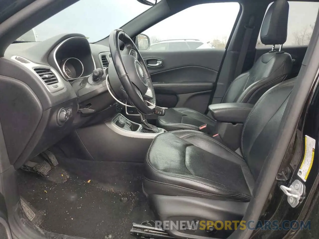 7 Photograph of a damaged car 3C4NJDCB5LT104627 JEEP COMPASS 2020