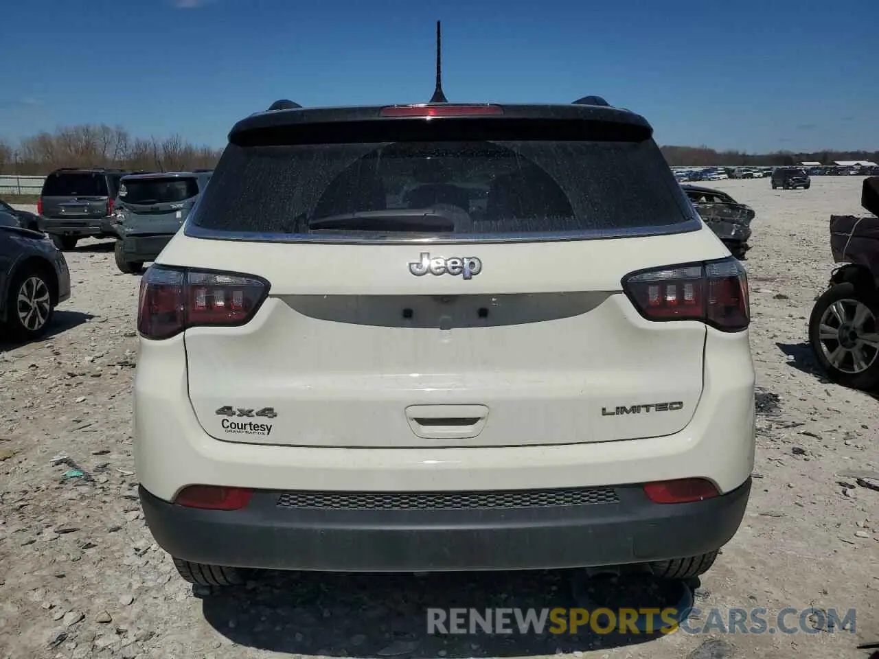 6 Photograph of a damaged car 3C4NJDCB5LT146439 JEEP COMPASS 2020