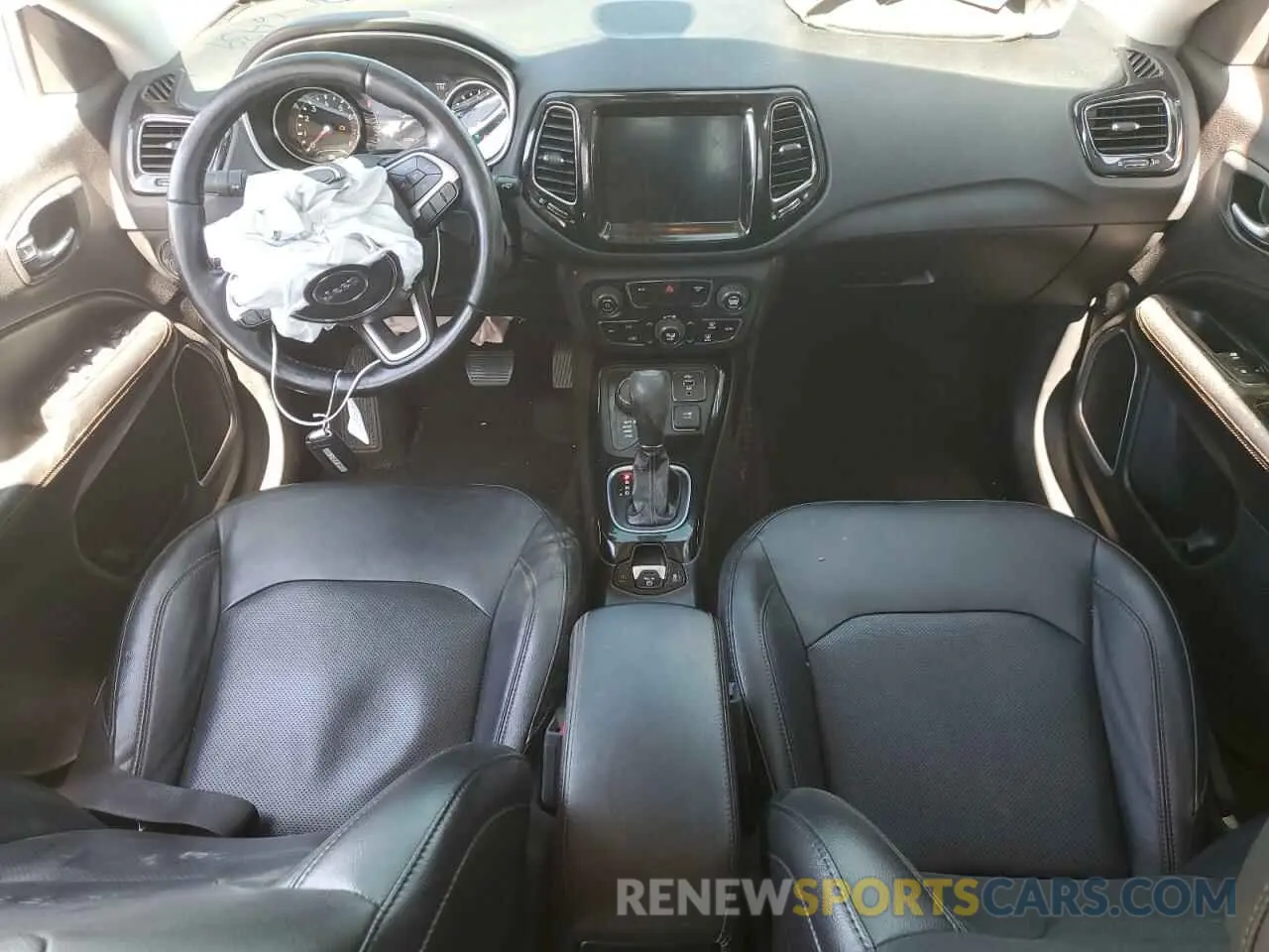 8 Photograph of a damaged car 3C4NJDCB5LT146439 JEEP COMPASS 2020