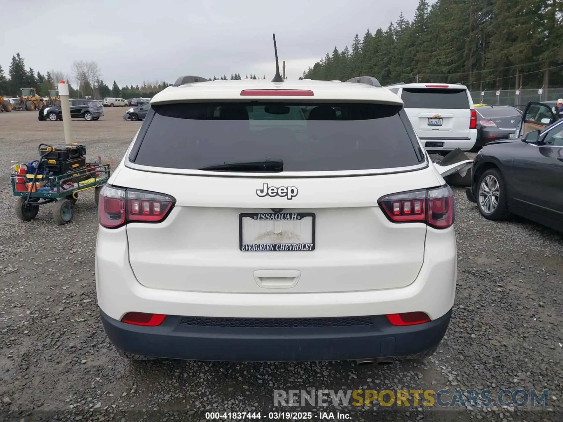 16 Photograph of a damaged car 3C4NJDCB5LT153584 JEEP COMPASS 2020