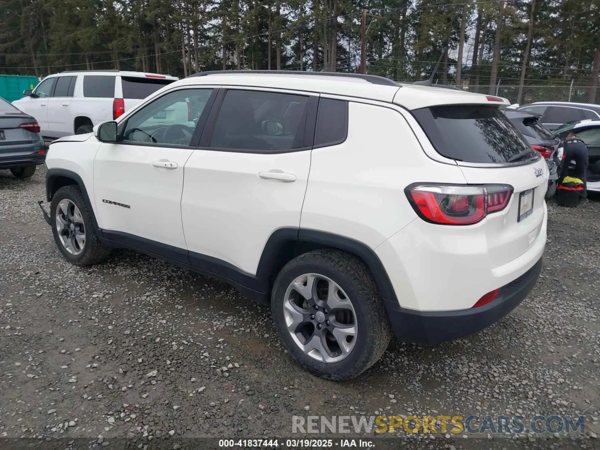 3 Photograph of a damaged car 3C4NJDCB5LT153584 JEEP COMPASS 2020