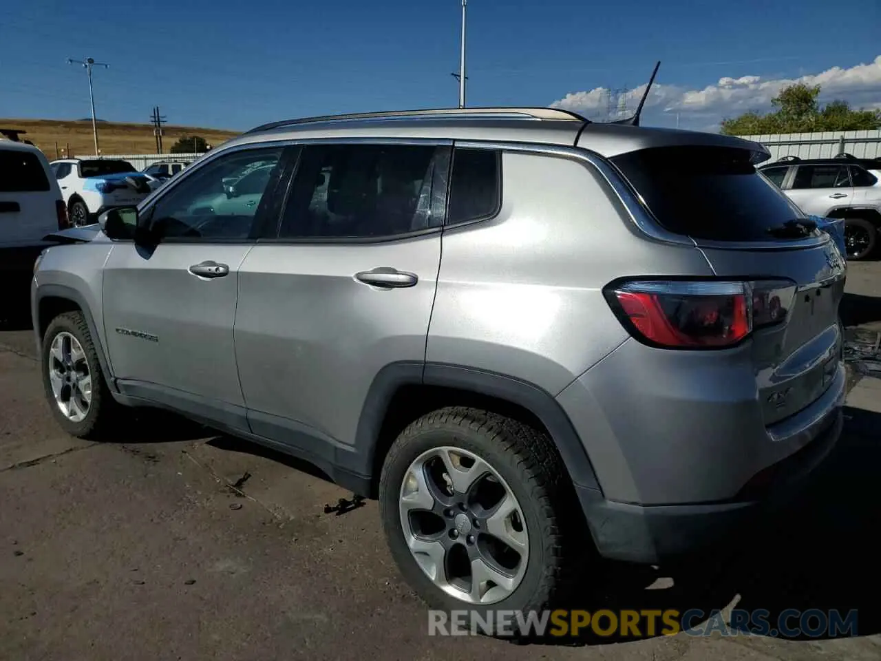 2 Photograph of a damaged car 3C4NJDCB5LT233323 JEEP COMPASS 2020