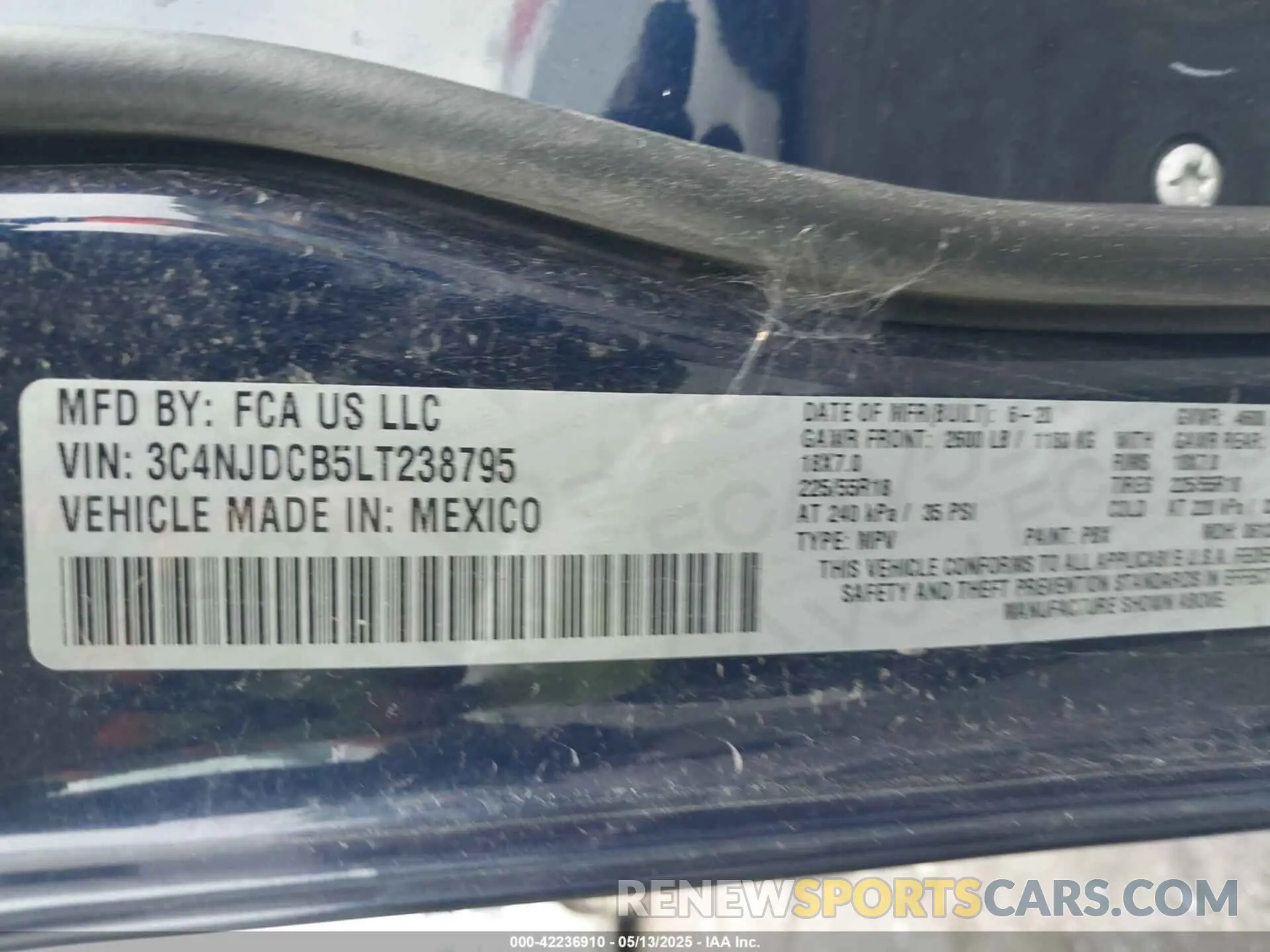 9 Photograph of a damaged car 3C4NJDCB5LT238795 JEEP COMPASS 2020