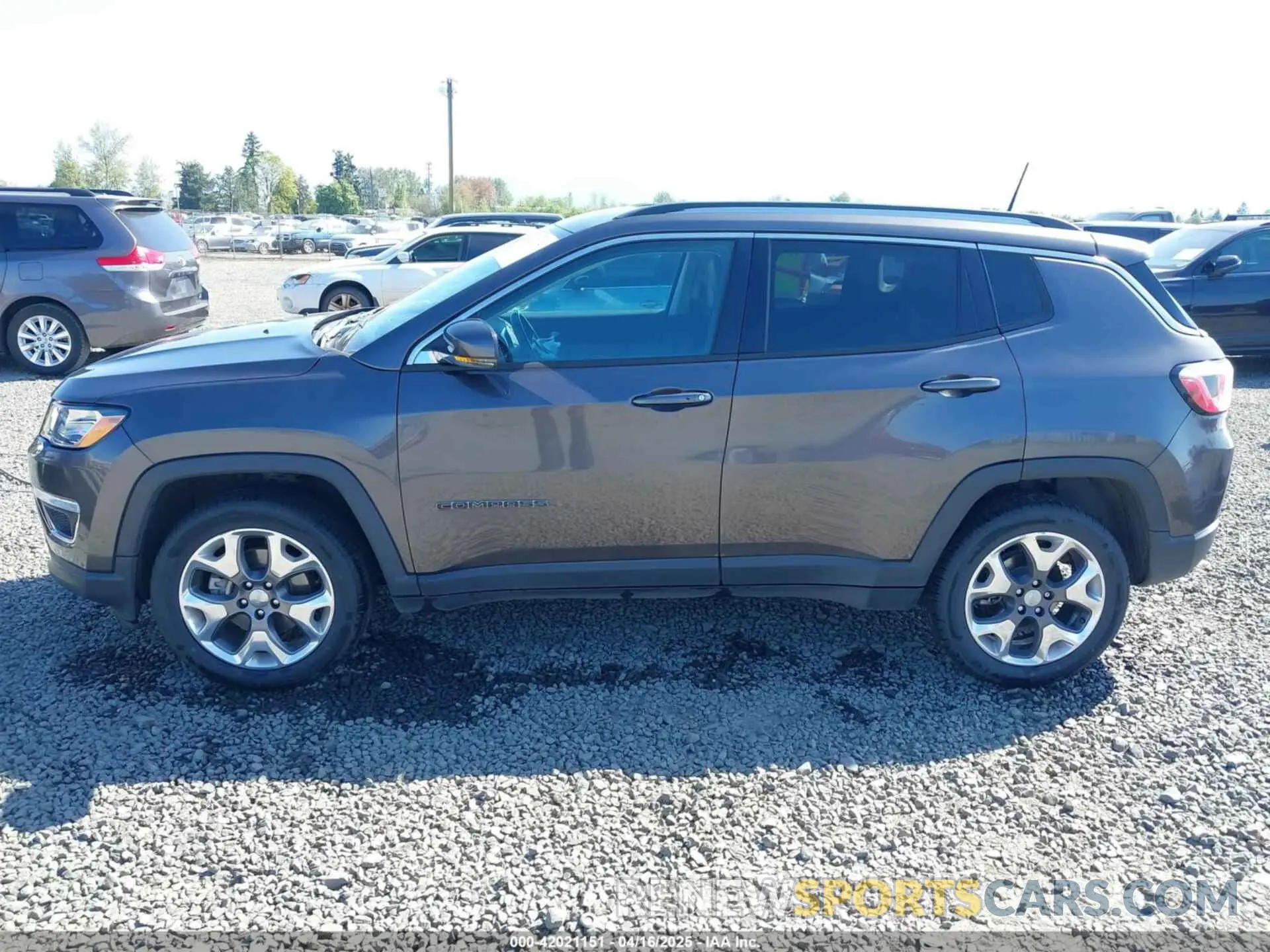13 Photograph of a damaged car 3C4NJDCB6LT221388 JEEP COMPASS 2020