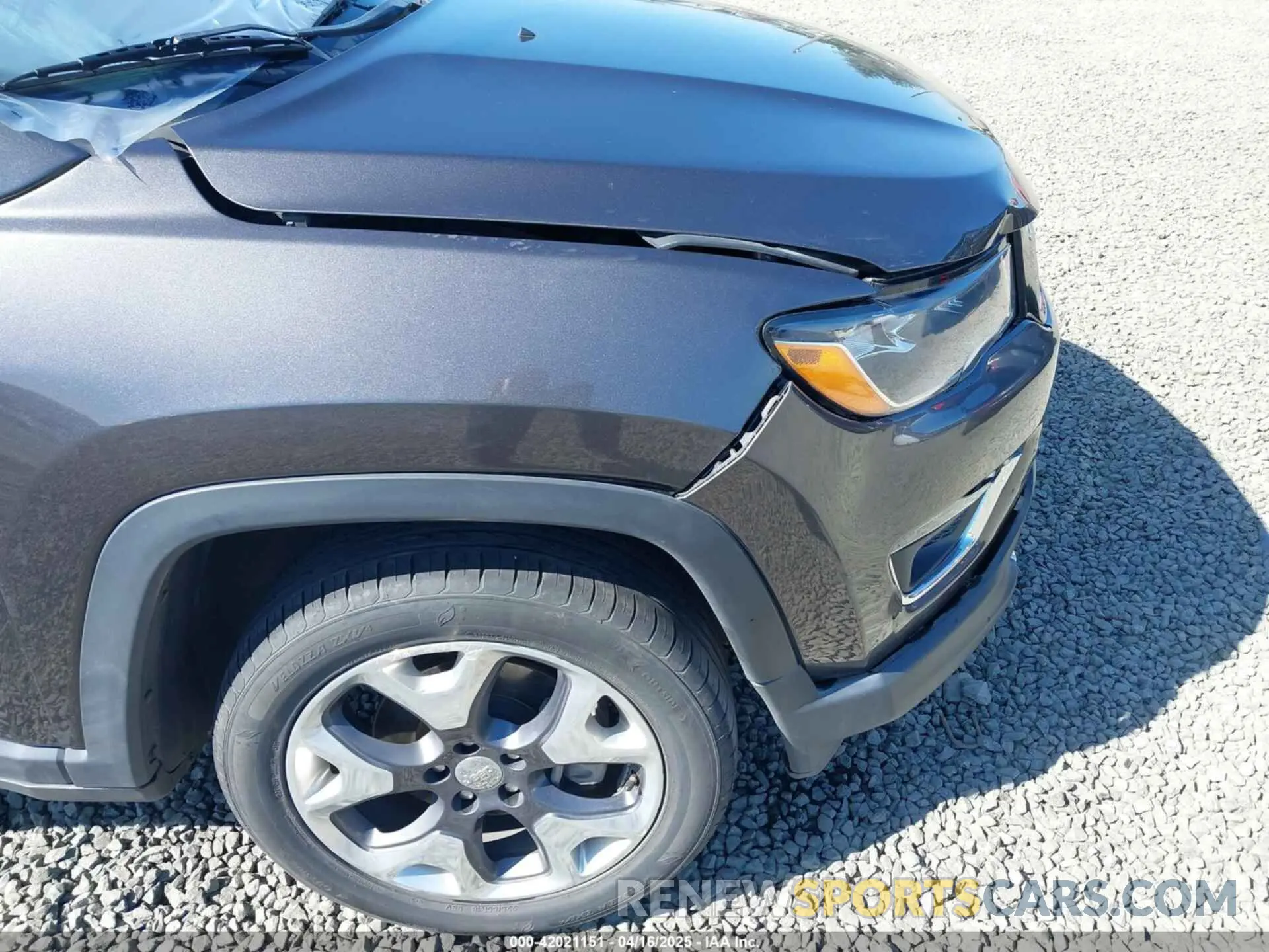 16 Photograph of a damaged car 3C4NJDCB6LT221388 JEEP COMPASS 2020