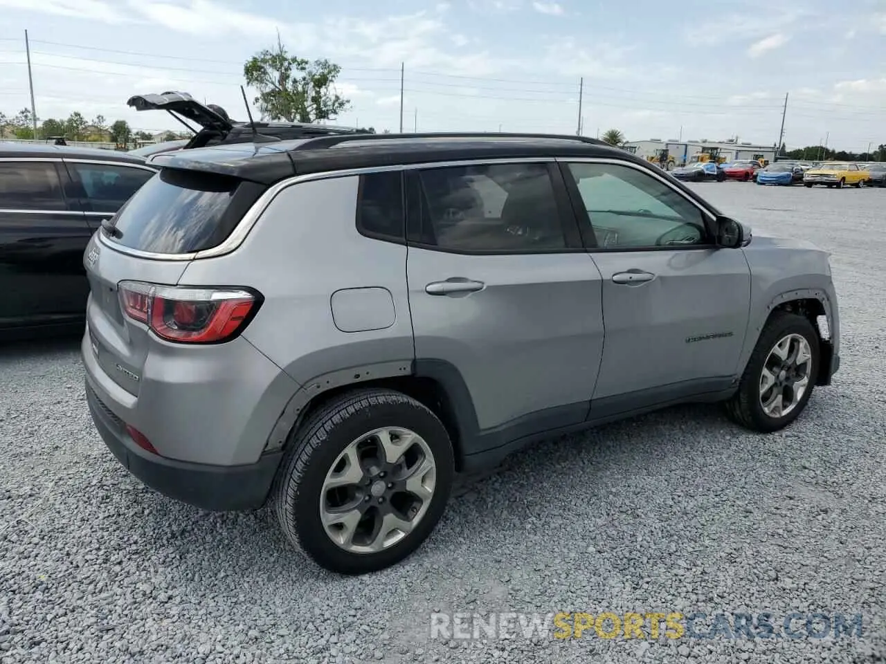 3 Photograph of a damaged car 3C4NJDCB7LT146233 JEEP COMPASS 2020
