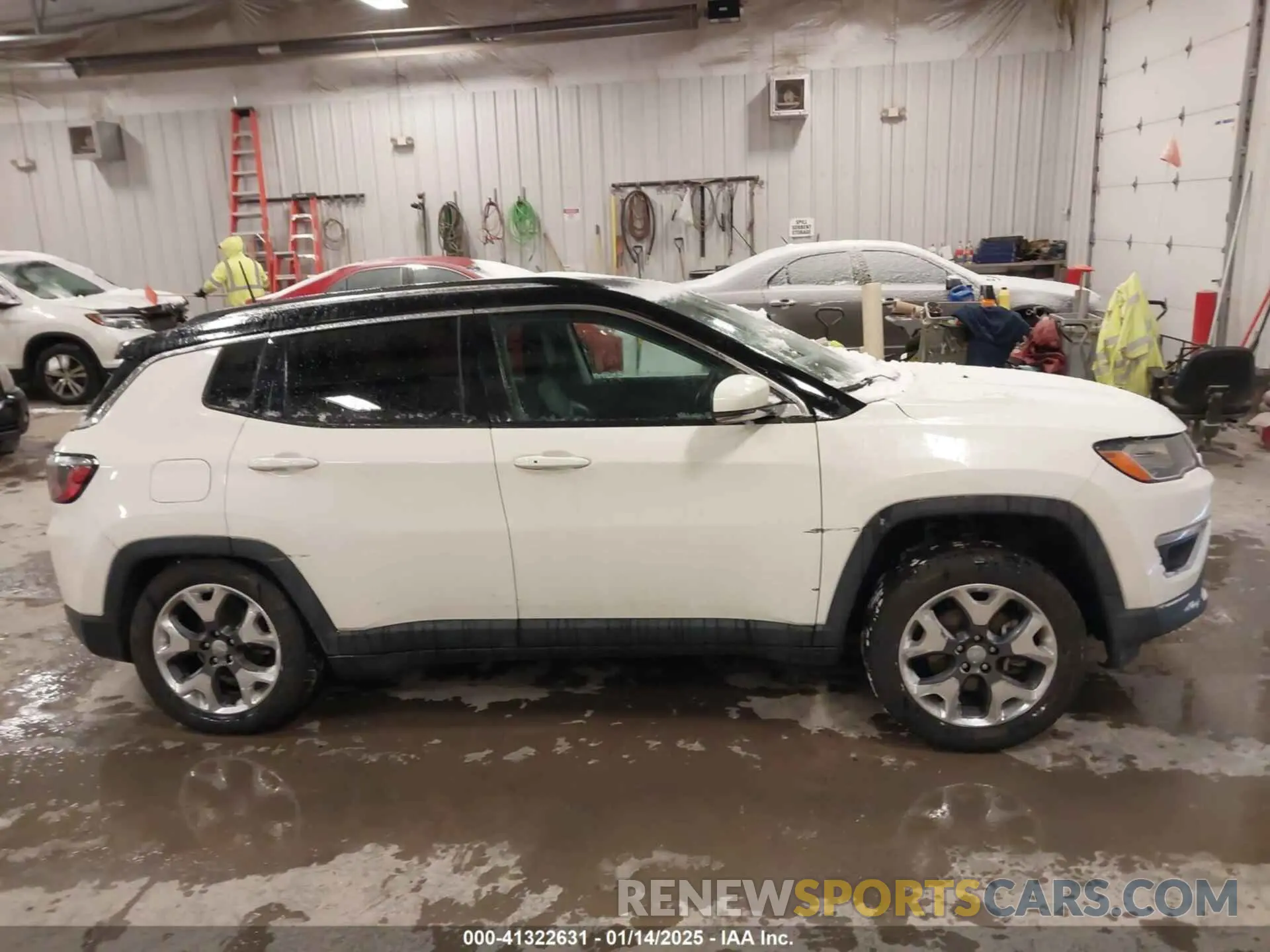 13 Photograph of a damaged car 3C4NJDCB7LT240631 JEEP COMPASS 2020