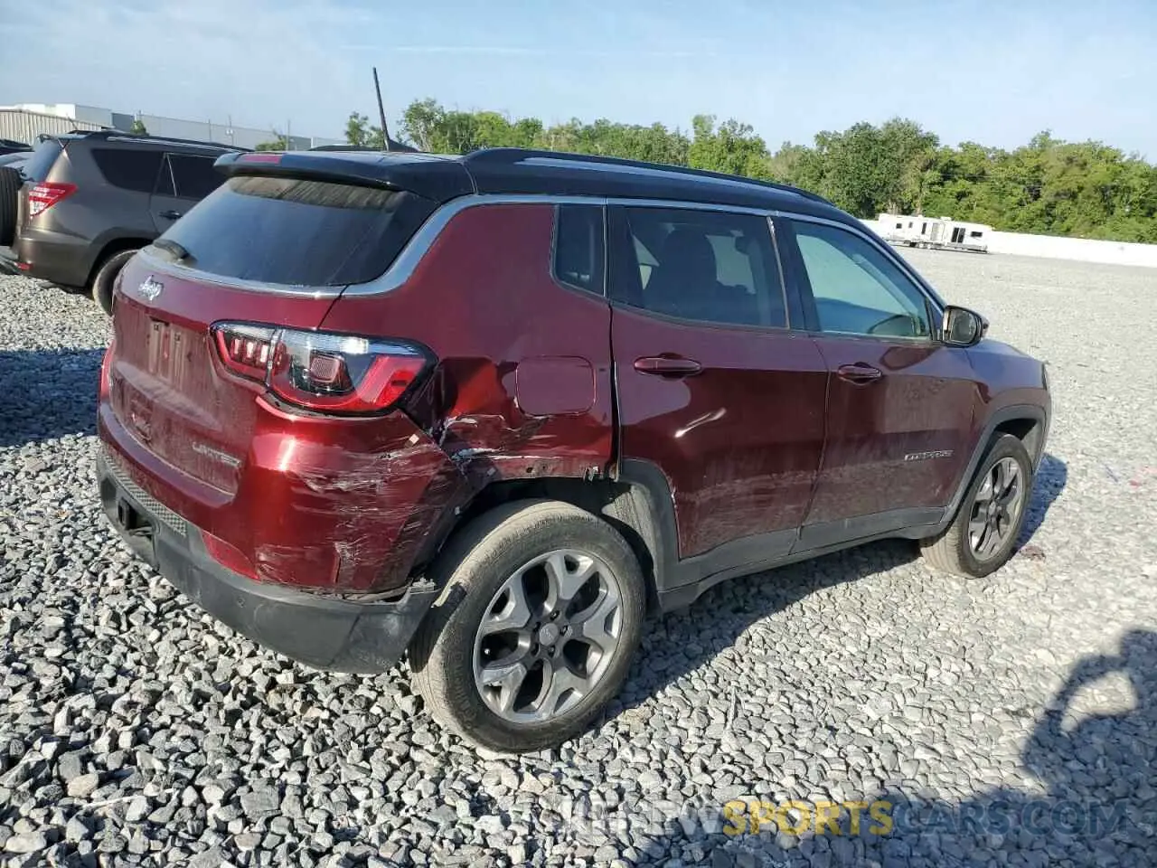 3 Photograph of a damaged car 3C4NJDCB7LT251337 JEEP COMPASS 2020