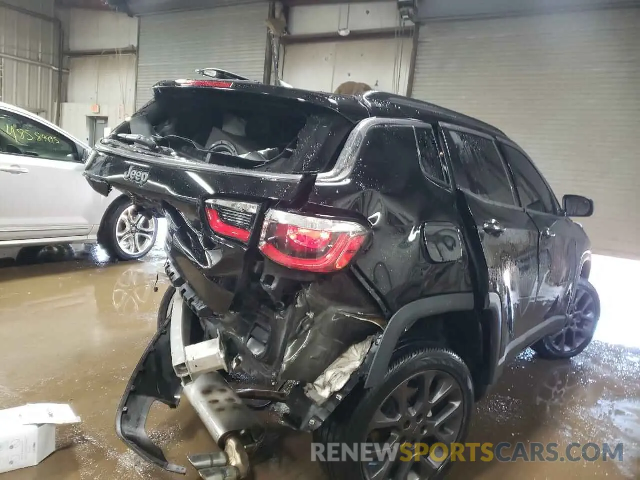 3 Photograph of a damaged car 3C4NJDCB7LT258109 JEEP COMPASS 2020