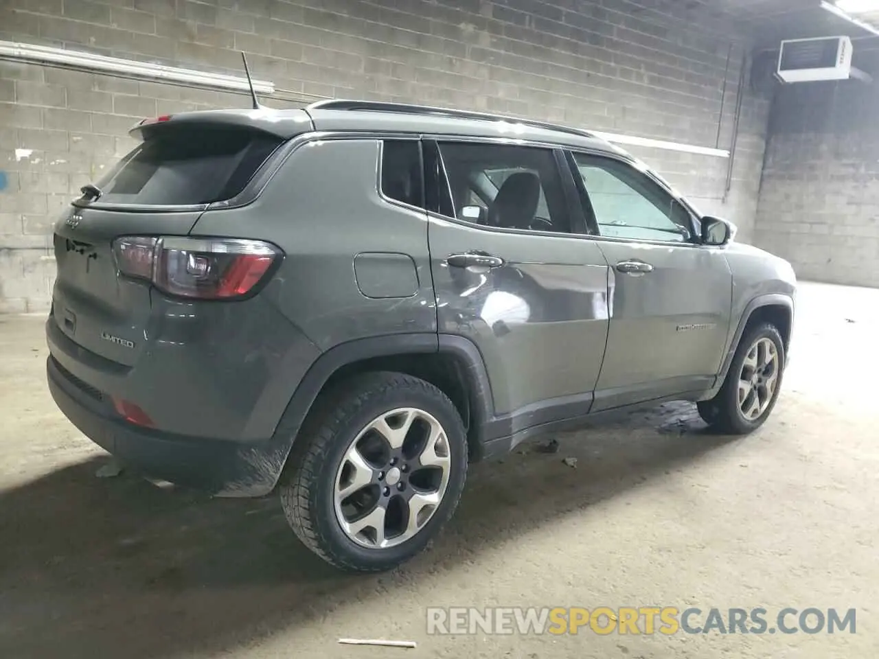 3 Photograph of a damaged car 3C4NJDCB8LT123530 JEEP COMPASS 2020