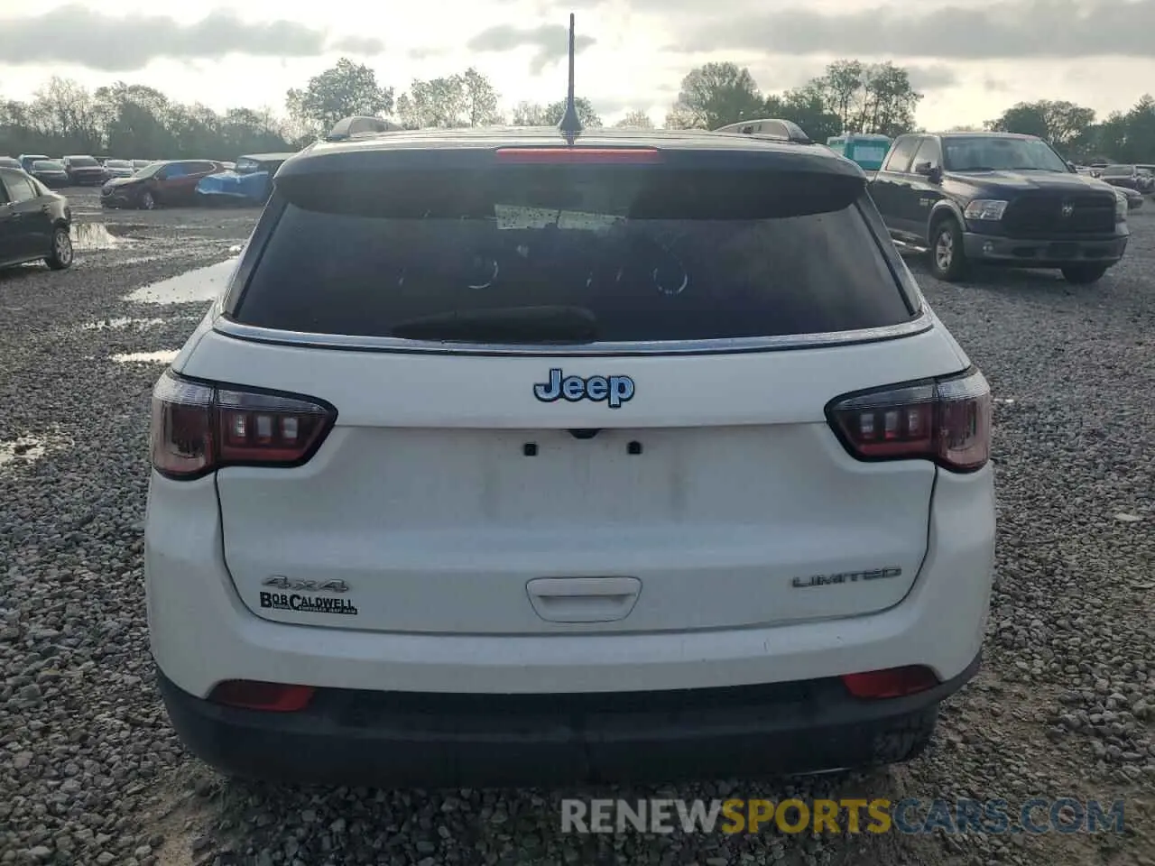 6 Photograph of a damaged car 3C4NJDCB8LT157418 JEEP COMPASS 2020