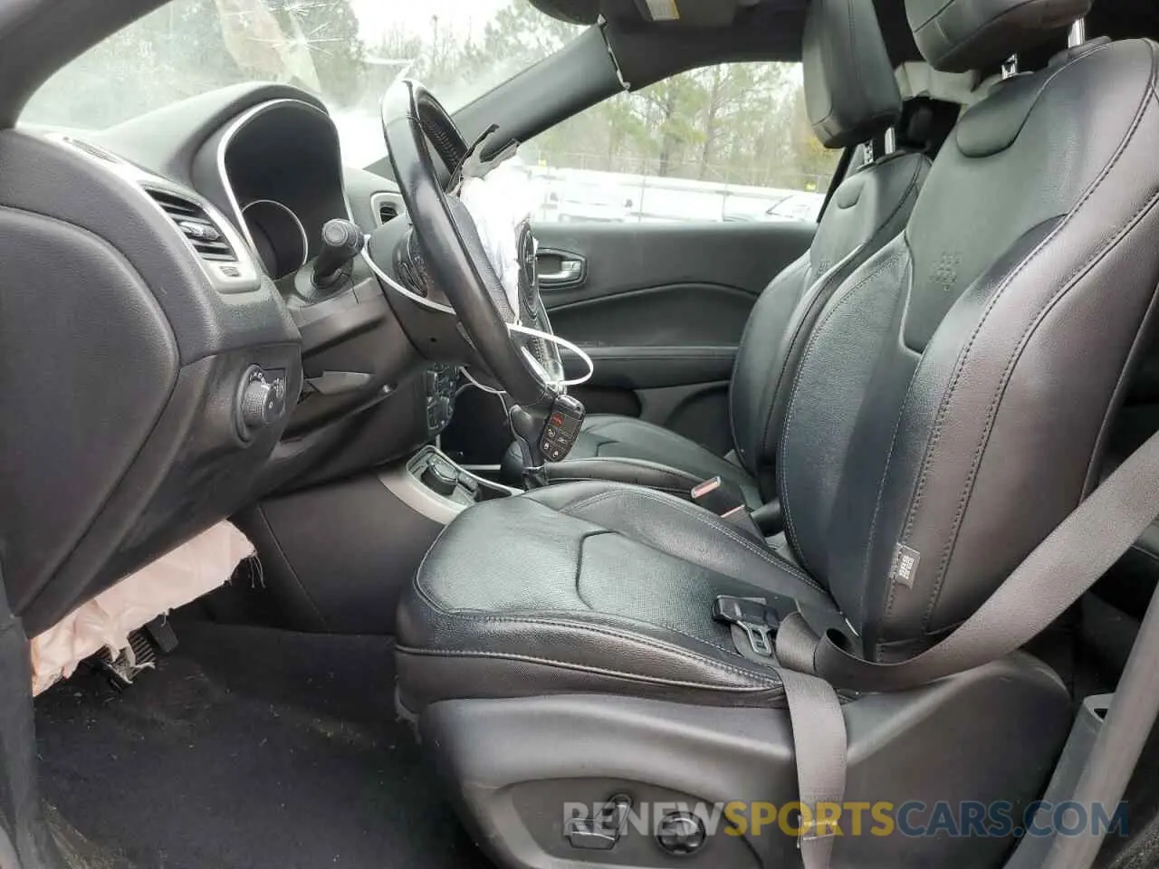 7 Photograph of a damaged car 3C4NJDCB8LT246115 JEEP COMPASS 2020