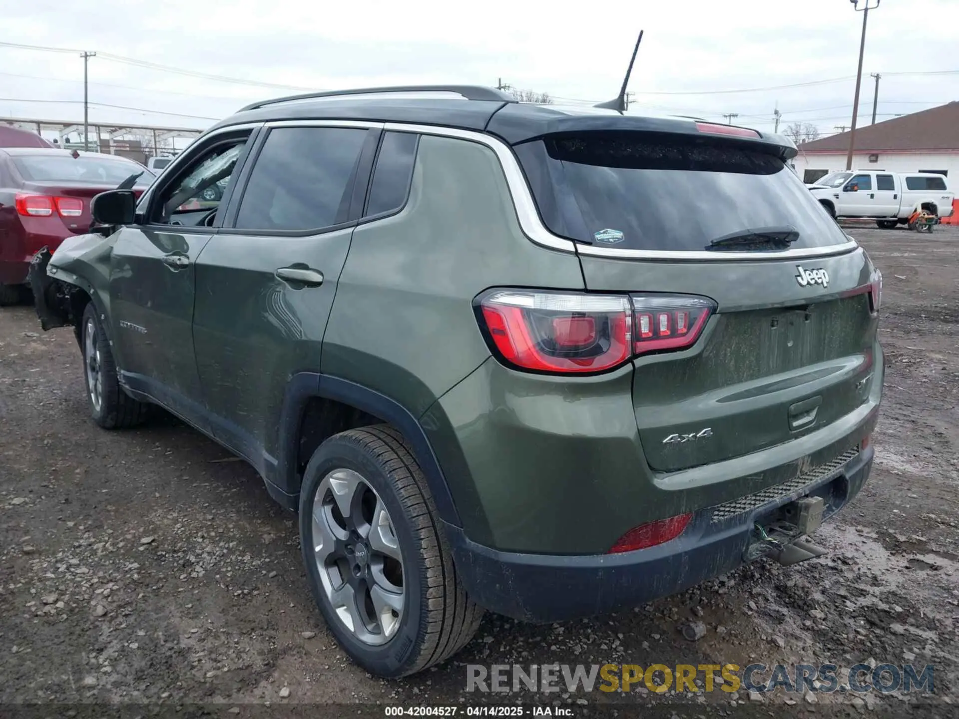 3 Photograph of a damaged car 3C4NJDCBXLT123657 JEEP COMPASS 2020