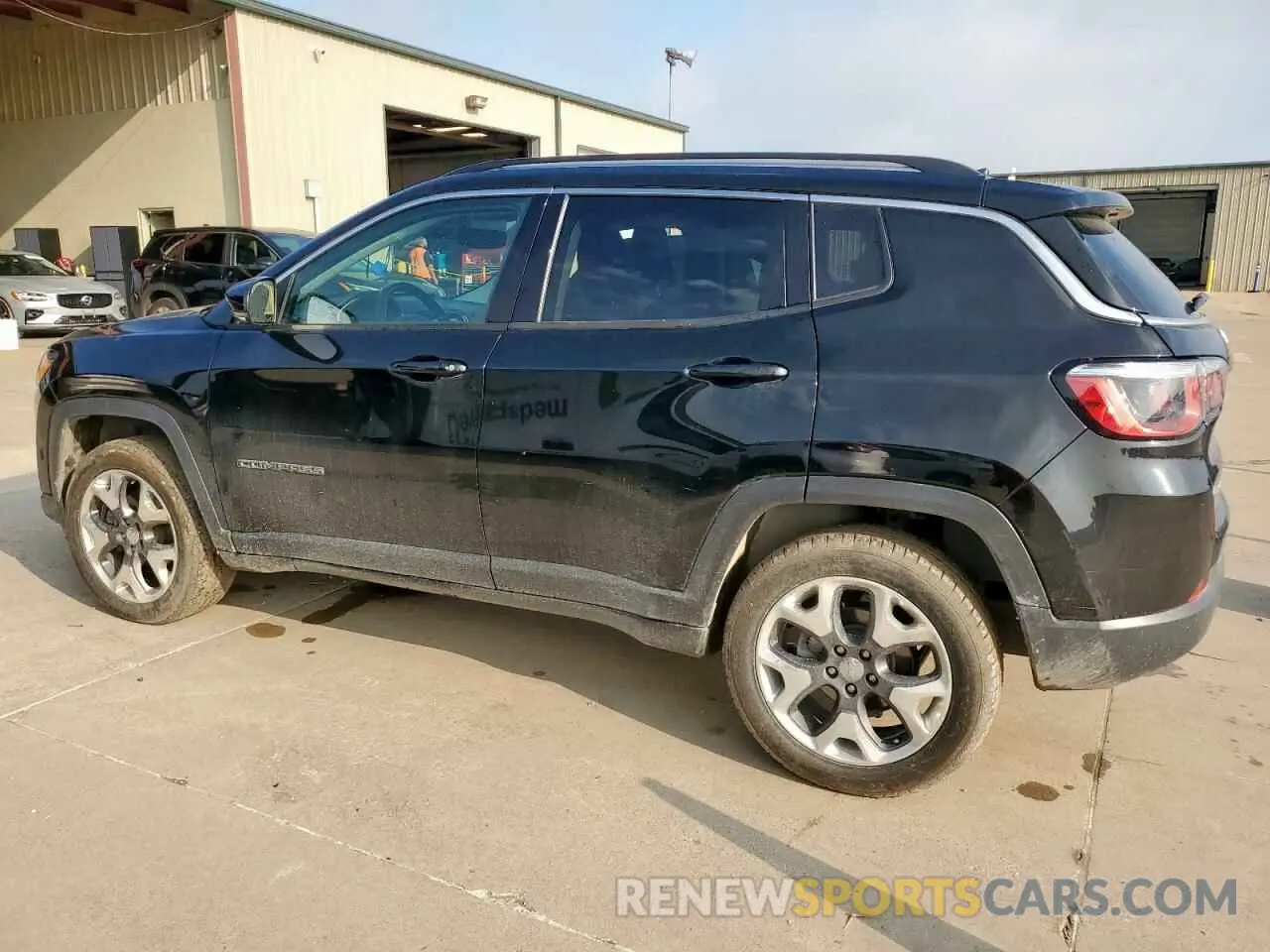 2 Photograph of a damaged car 3C4NJDCBXLT149613 JEEP COMPASS 2020