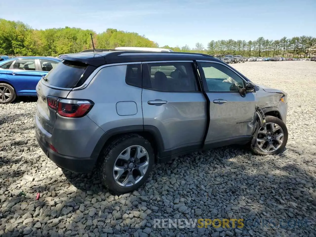 3 Photograph of a damaged car 3C4NJDCBXLT155752 JEEP COMPASS 2020