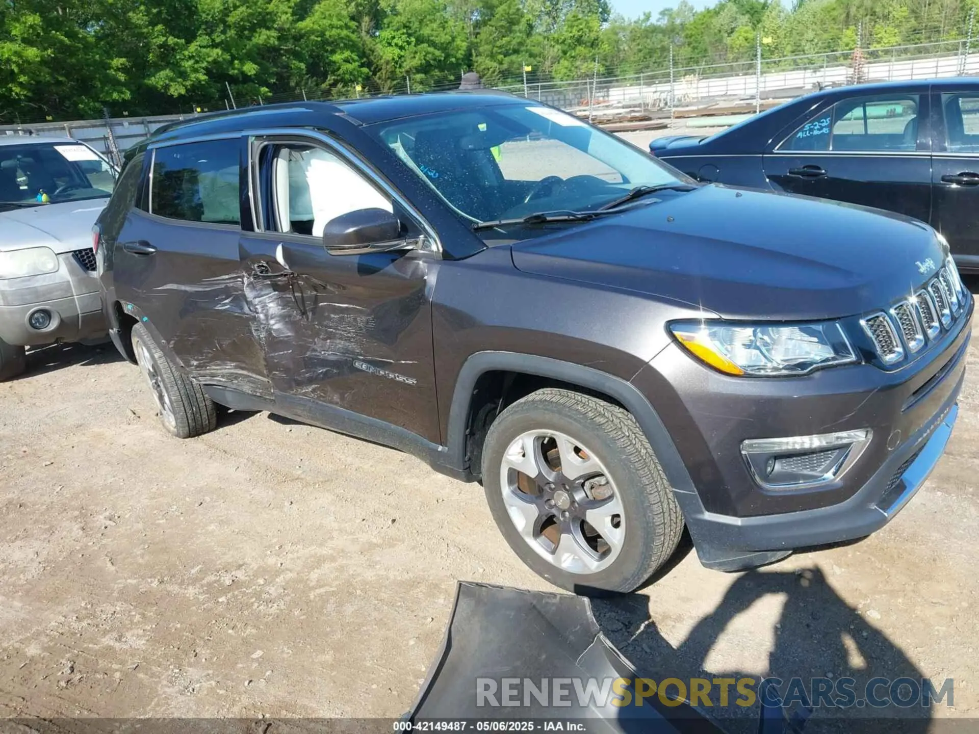 1 Photograph of a damaged car 3C4NJDCBXLT208708 JEEP COMPASS 2020