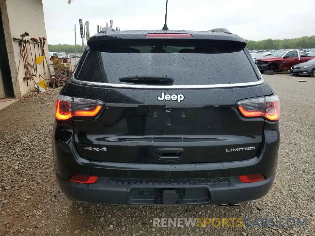 6 Photograph of a damaged car 3C4NJDCBXLT209079 JEEP COMPASS 2020