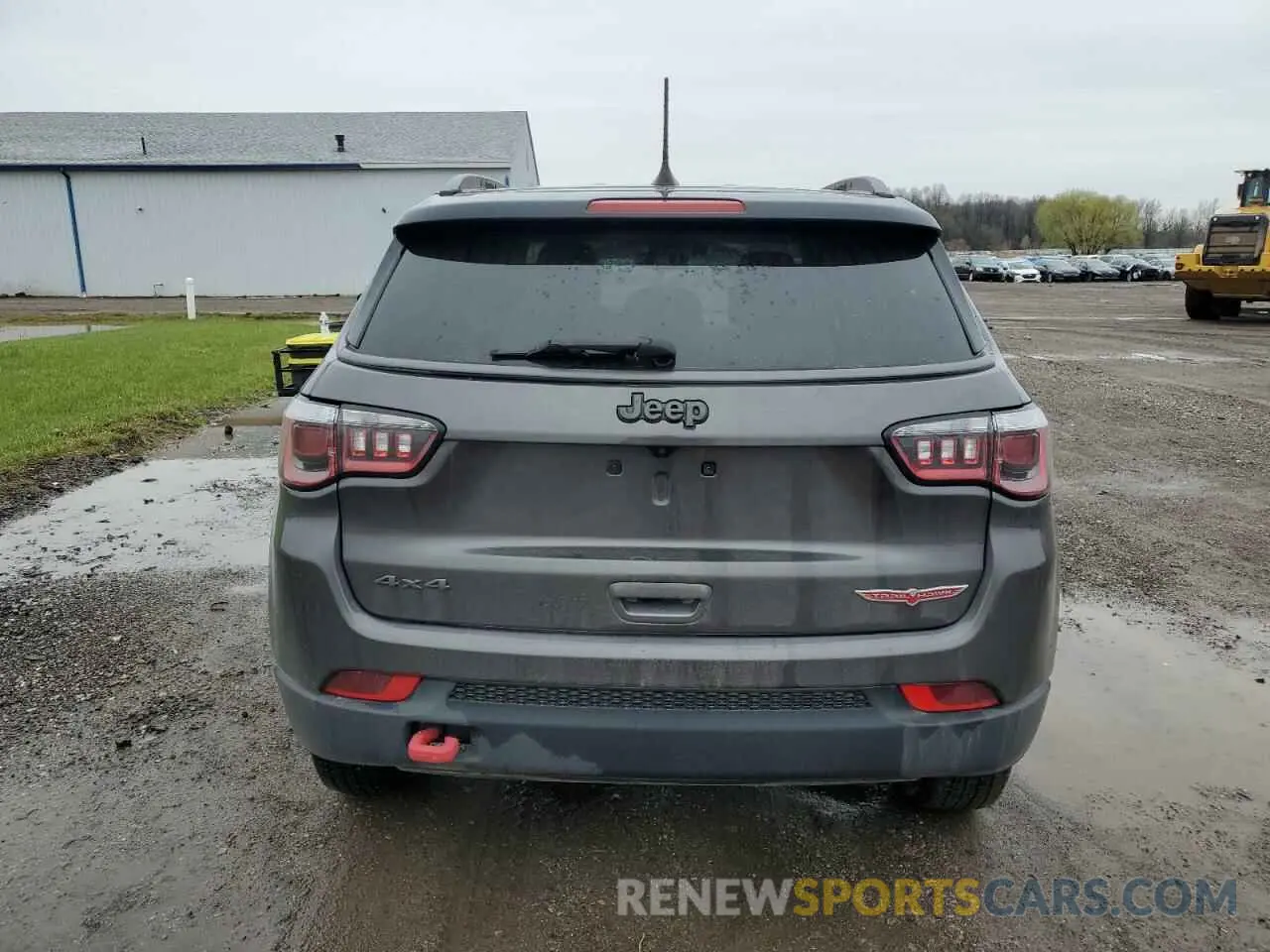 6 Photograph of a damaged car 3C4NJDDB1LT108933 JEEP COMPASS 2020