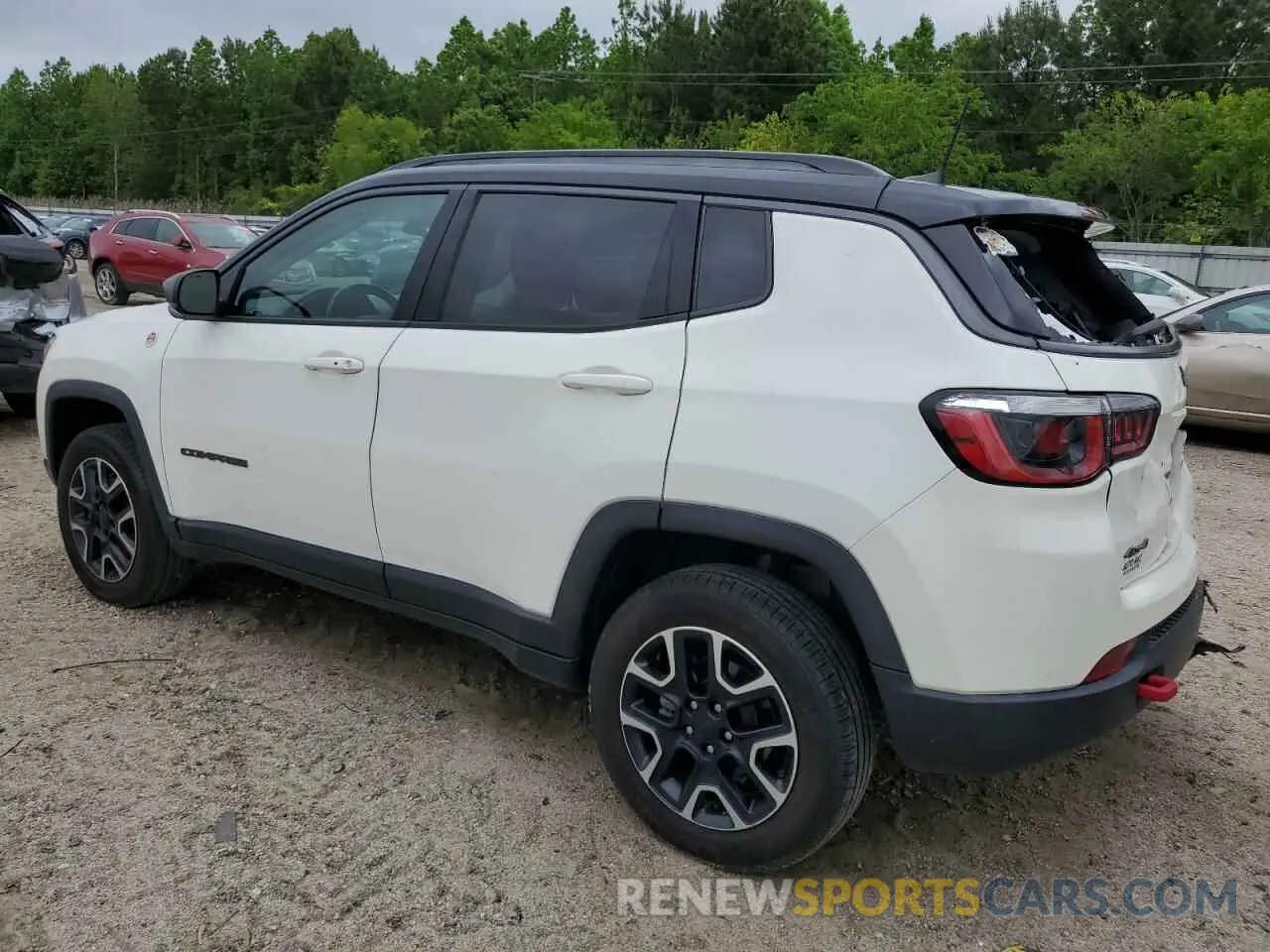 2 Photograph of a damaged car 3C4NJDDB1LT122251 JEEP COMPASS 2020