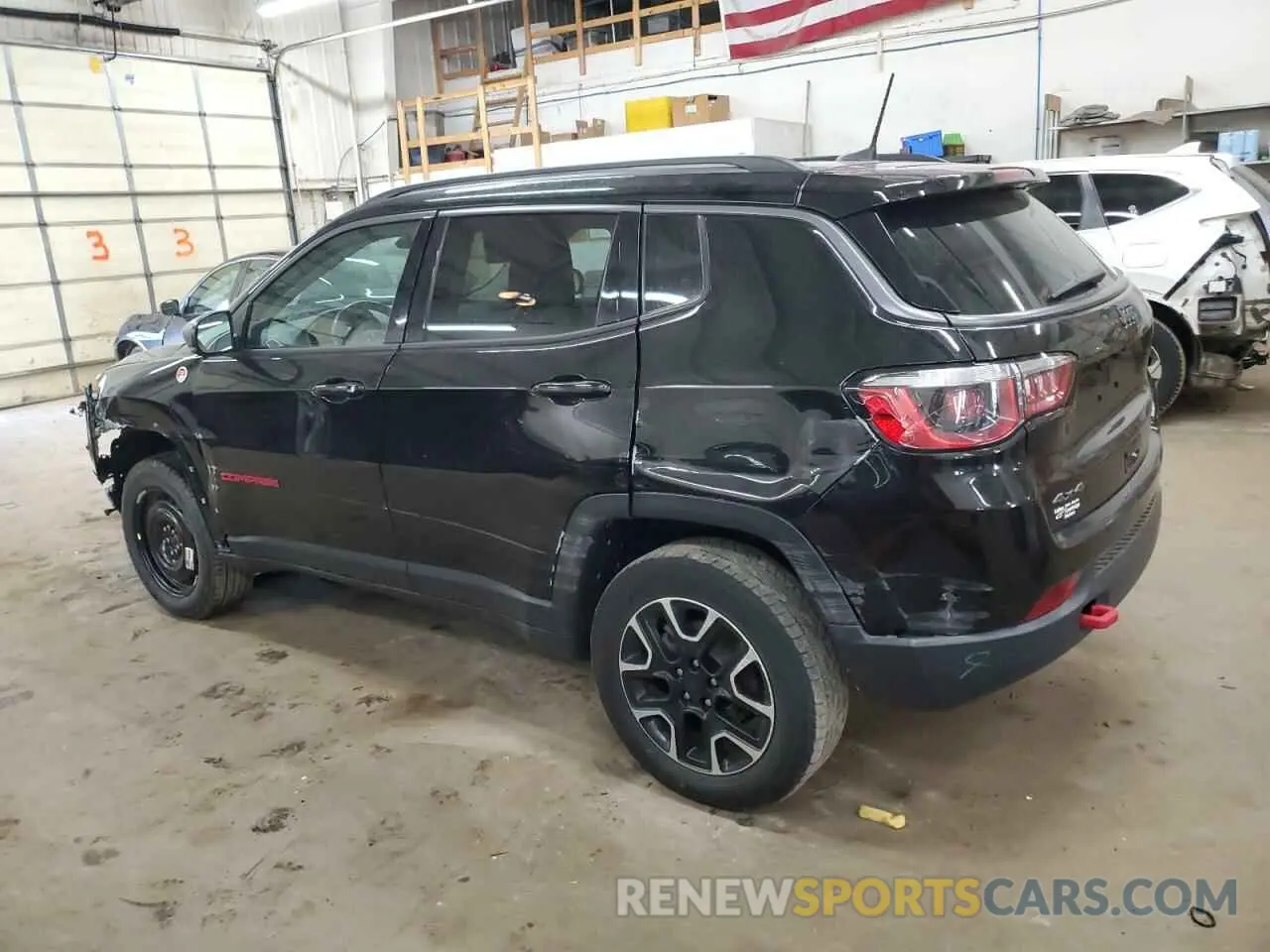 2 Photograph of a damaged car 3C4NJDDB1LT165732 JEEP COMPASS 2020