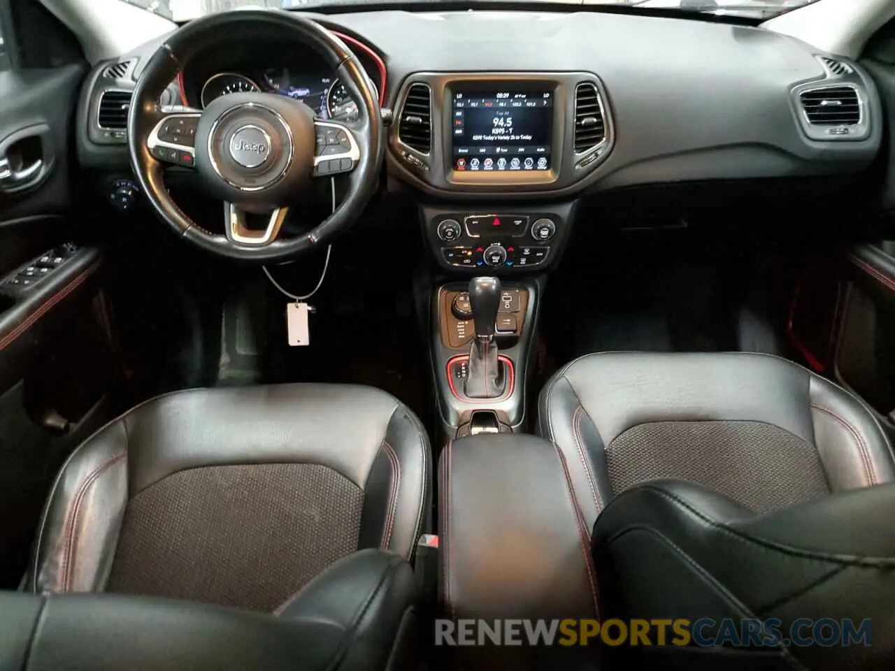 8 Photograph of a damaged car 3C4NJDDB1LT165732 JEEP COMPASS 2020