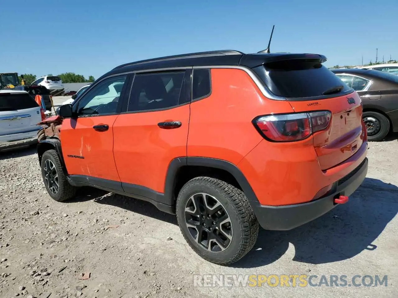 2 Photograph of a damaged car 3C4NJDDB2LT108889 JEEP COMPASS 2020