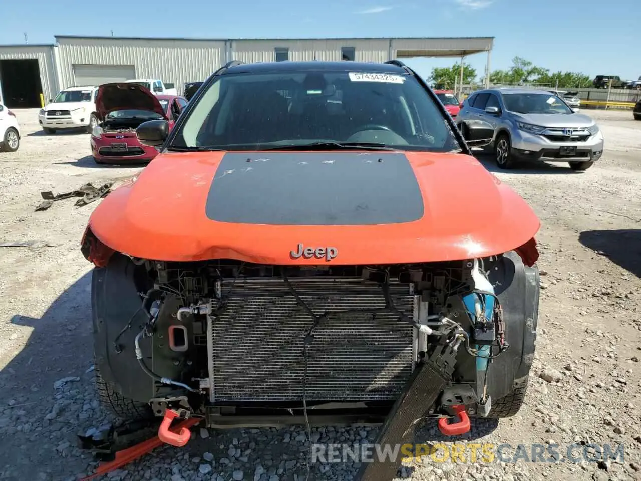 5 Photograph of a damaged car 3C4NJDDB2LT108889 JEEP COMPASS 2020