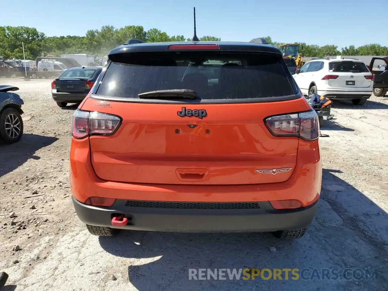 6 Photograph of a damaged car 3C4NJDDB2LT108889 JEEP COMPASS 2020