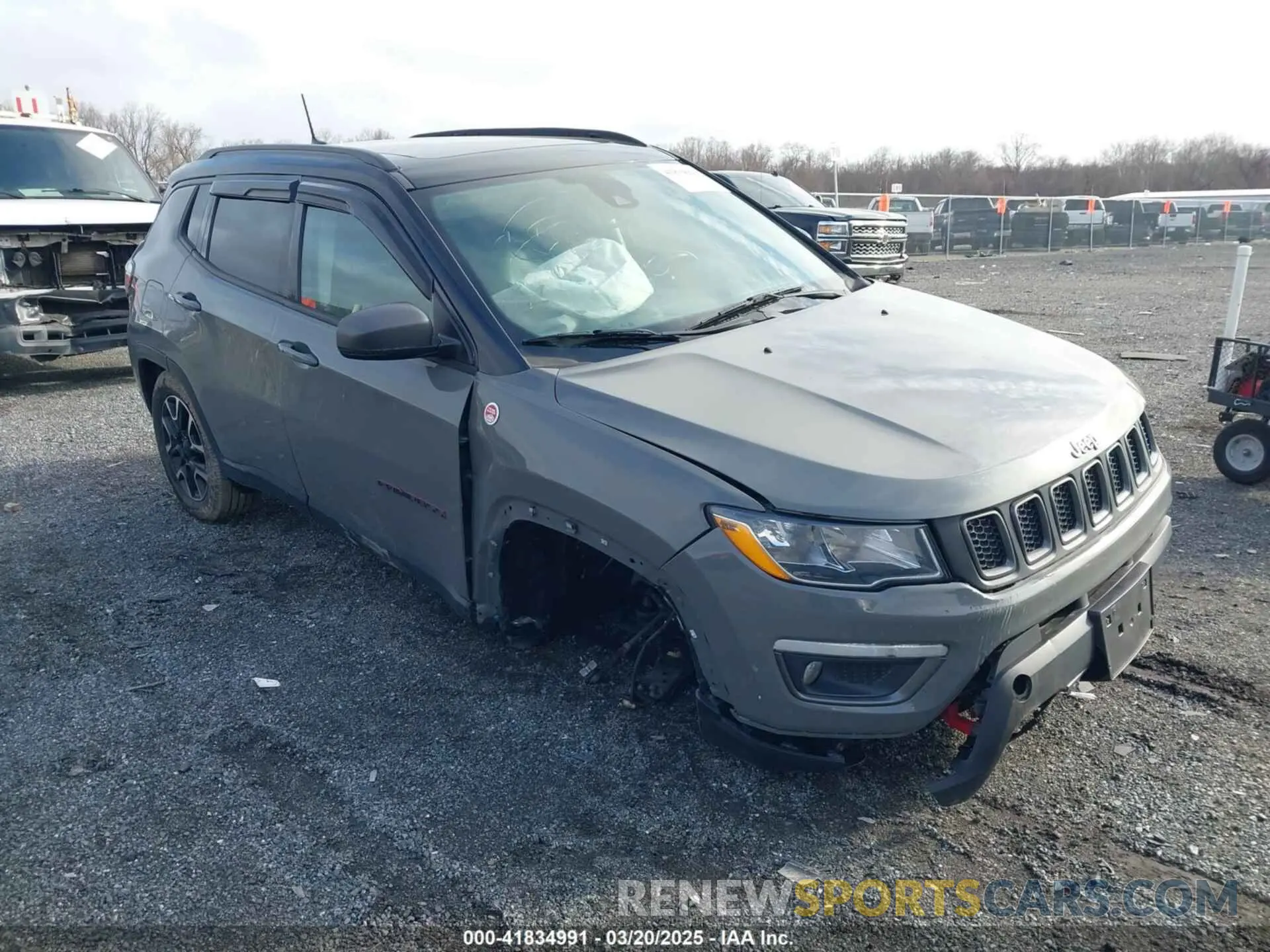 1 Photograph of a damaged car 3C4NJDDB2LT143948 JEEP COMPASS 2020