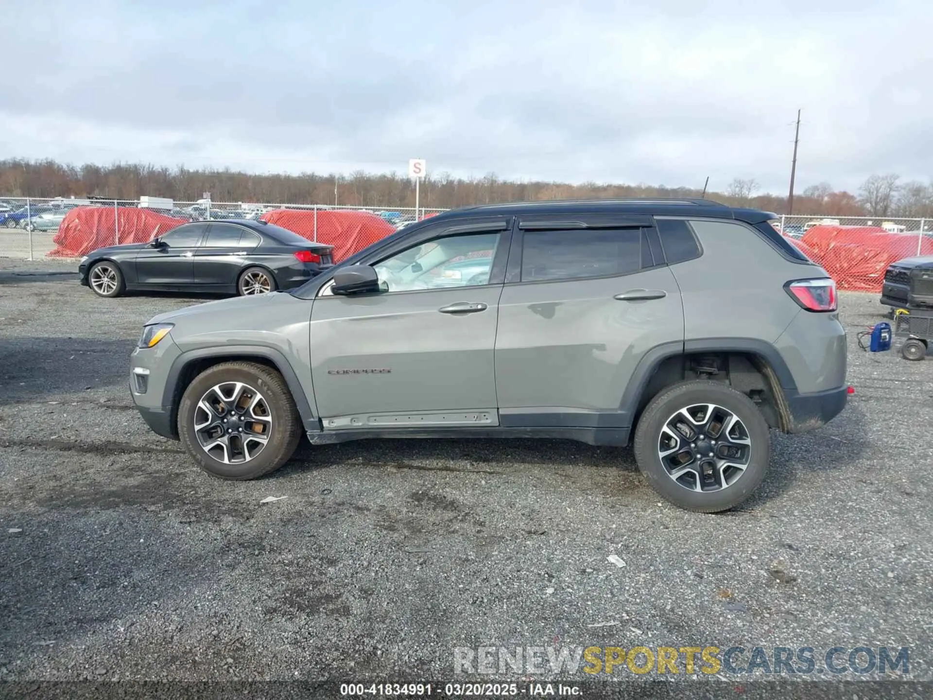 13 Photograph of a damaged car 3C4NJDDB2LT143948 JEEP COMPASS 2020