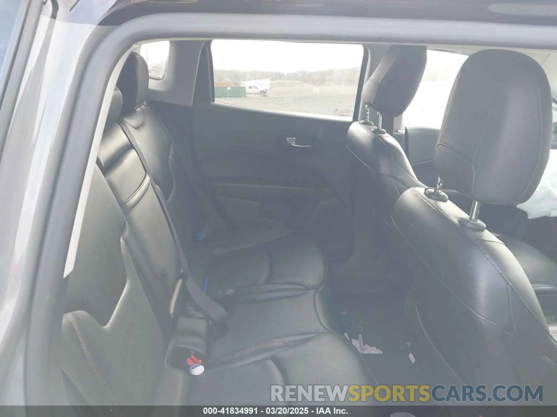 8 Photograph of a damaged car 3C4NJDDB2LT143948 JEEP COMPASS 2020