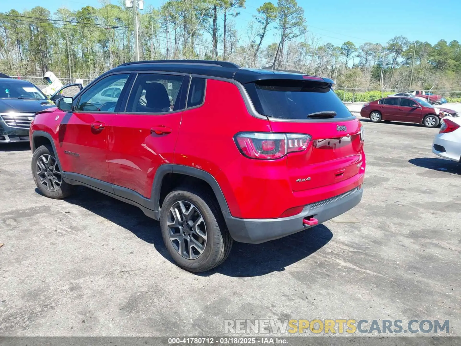 3 Photograph of a damaged car 3C4NJDDB3LT207849 JEEP COMPASS 2020