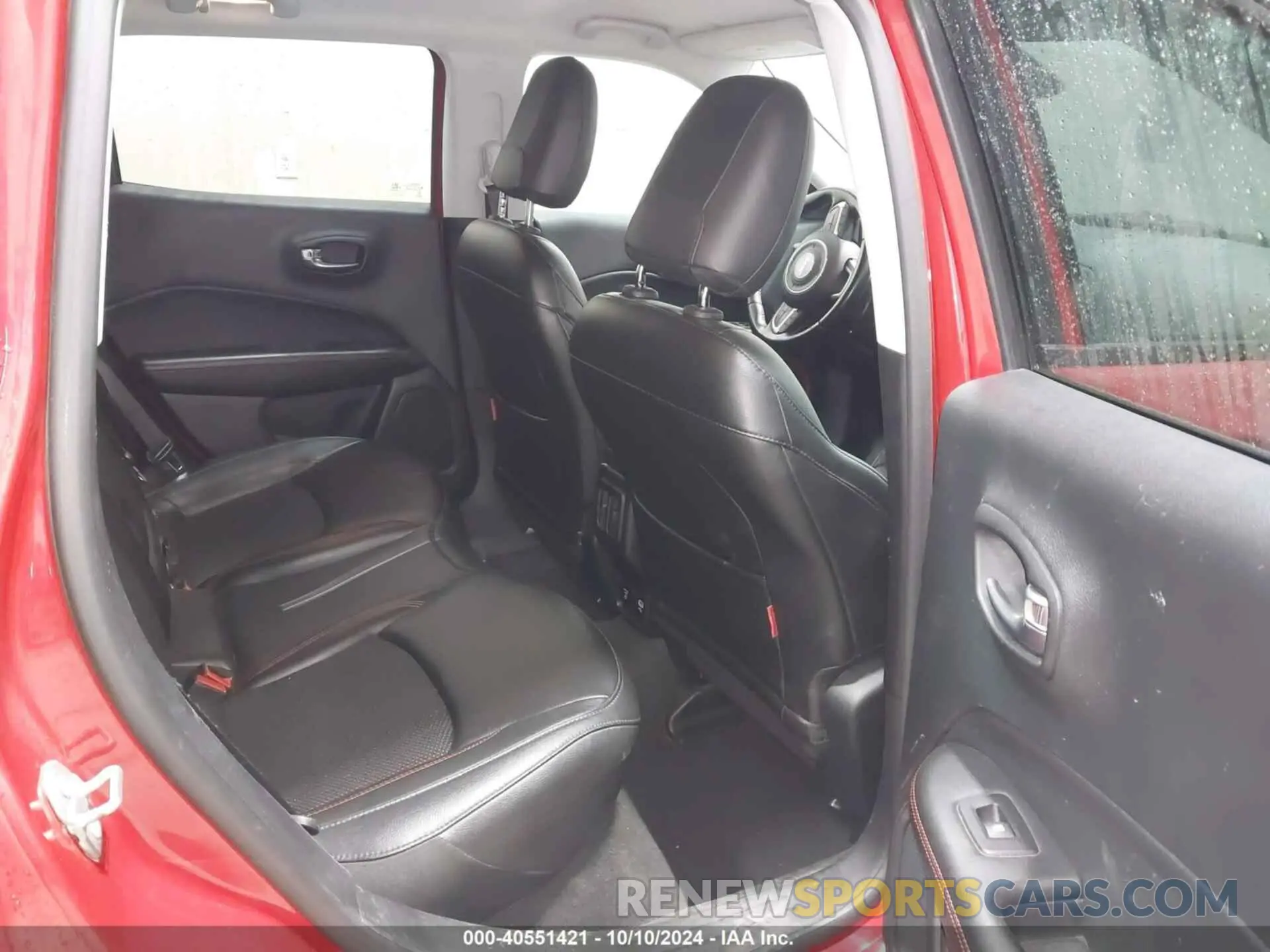 8 Photograph of a damaged car 3C4NJDDB3LT215465 JEEP COMPASS 2020