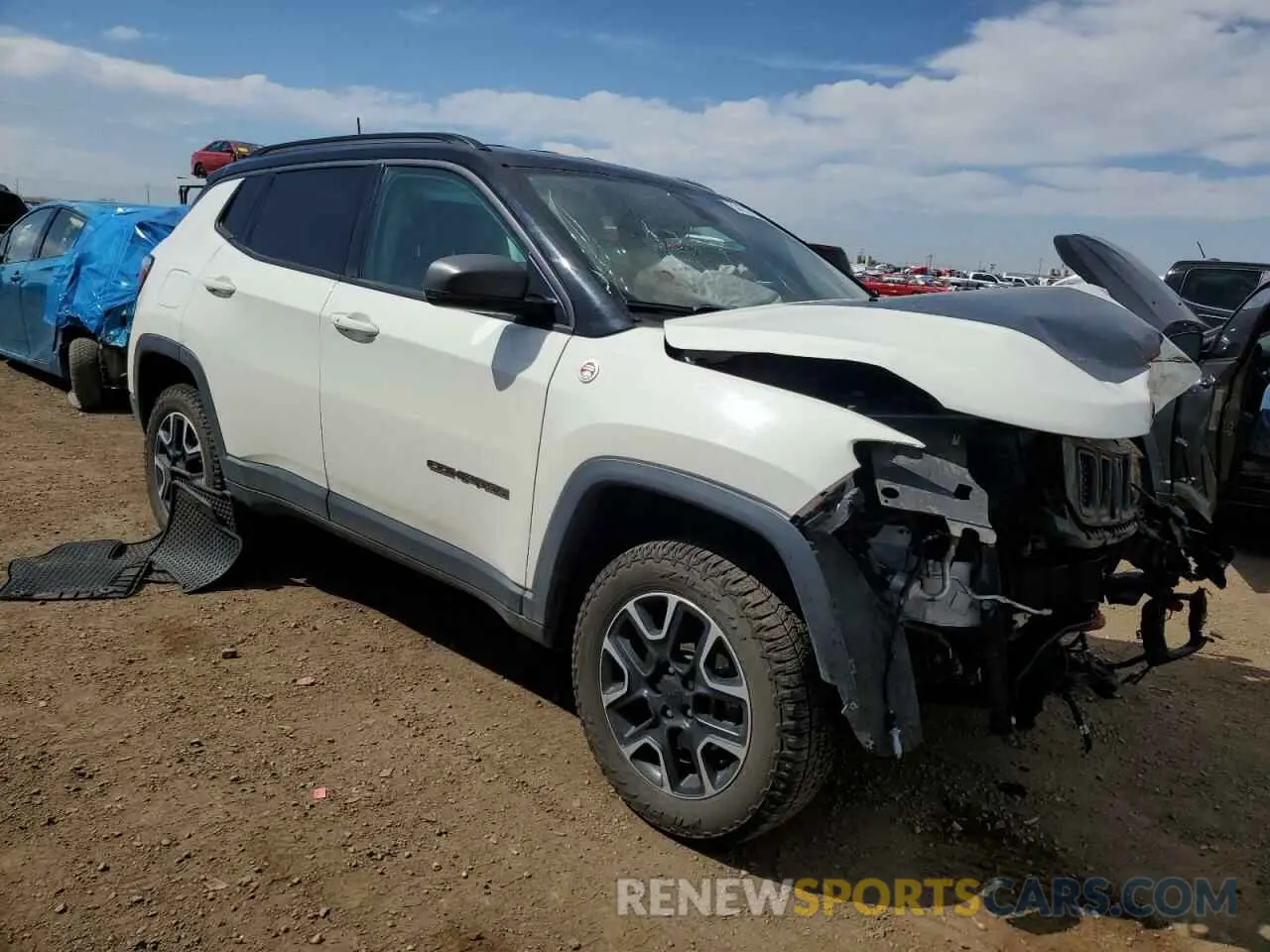 4 Photograph of a damaged car 3C4NJDDB4LT159505 JEEP COMPASS 2020