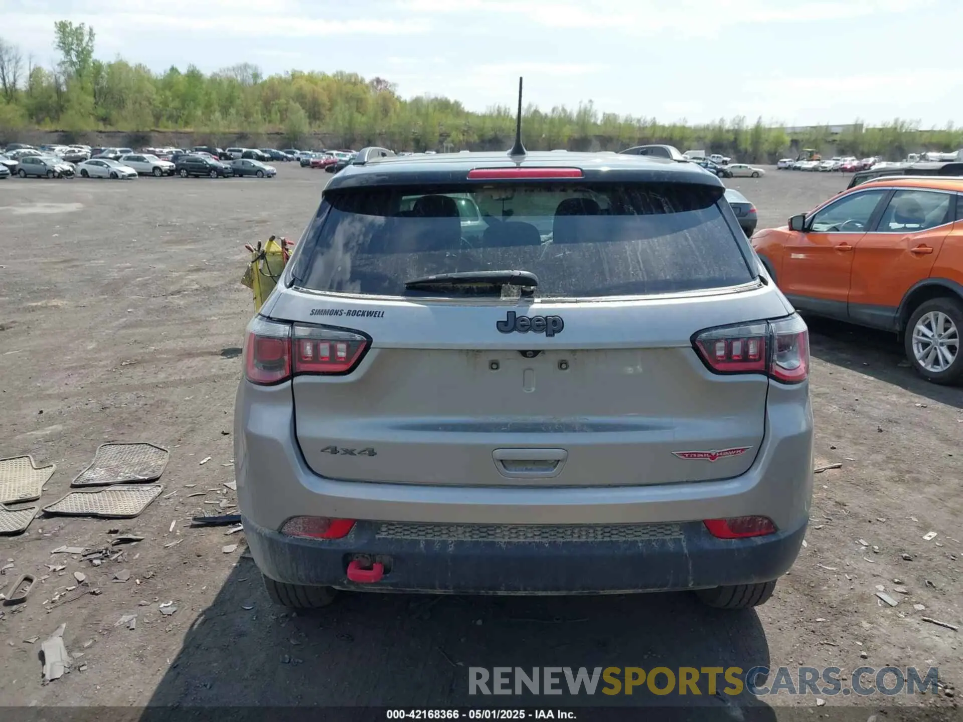 16 Photograph of a damaged car 3C4NJDDB4LT171685 JEEP COMPASS 2020