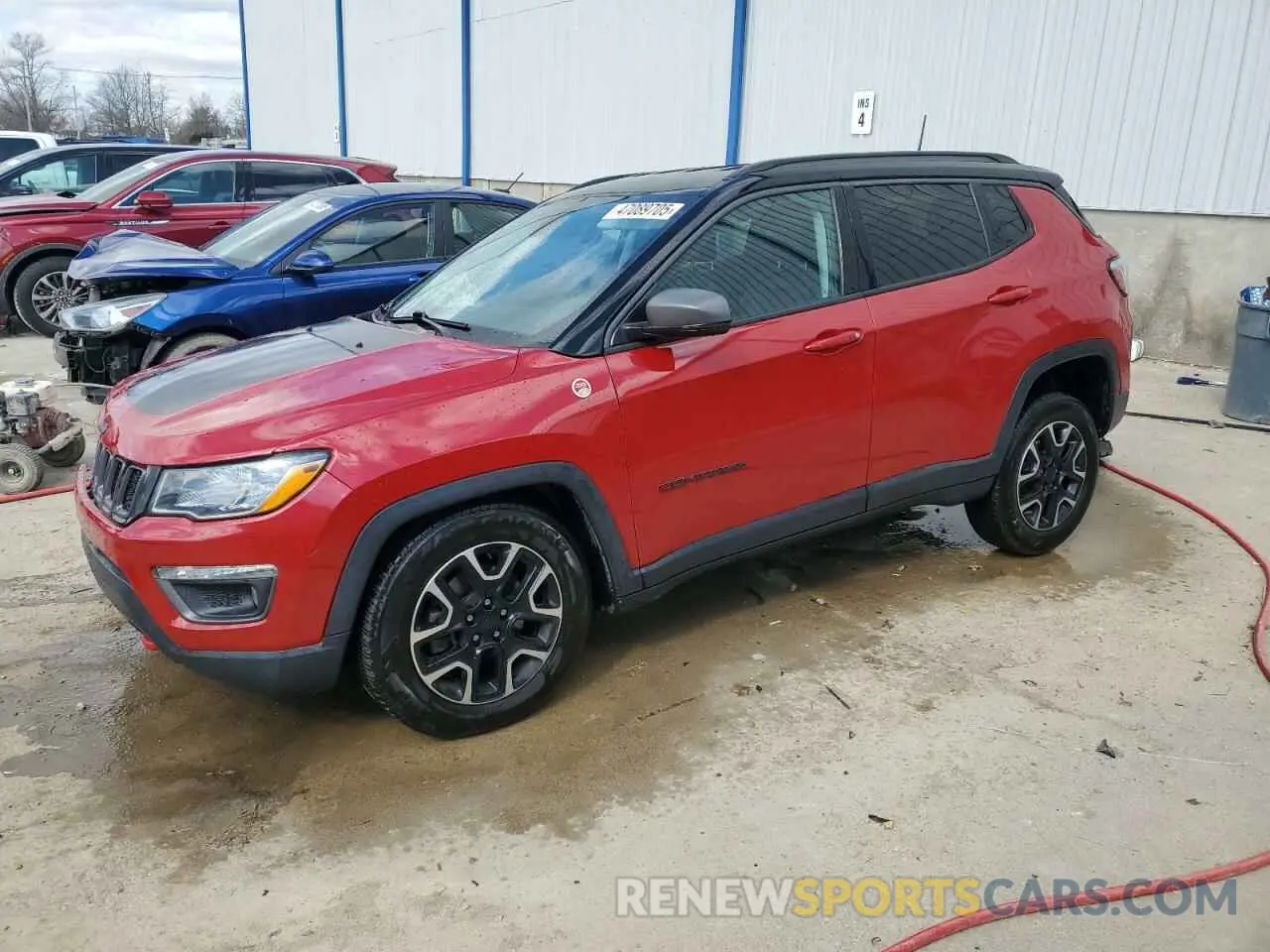 1 Photograph of a damaged car 3C4NJDDB5LT123810 JEEP COMPASS 2020
