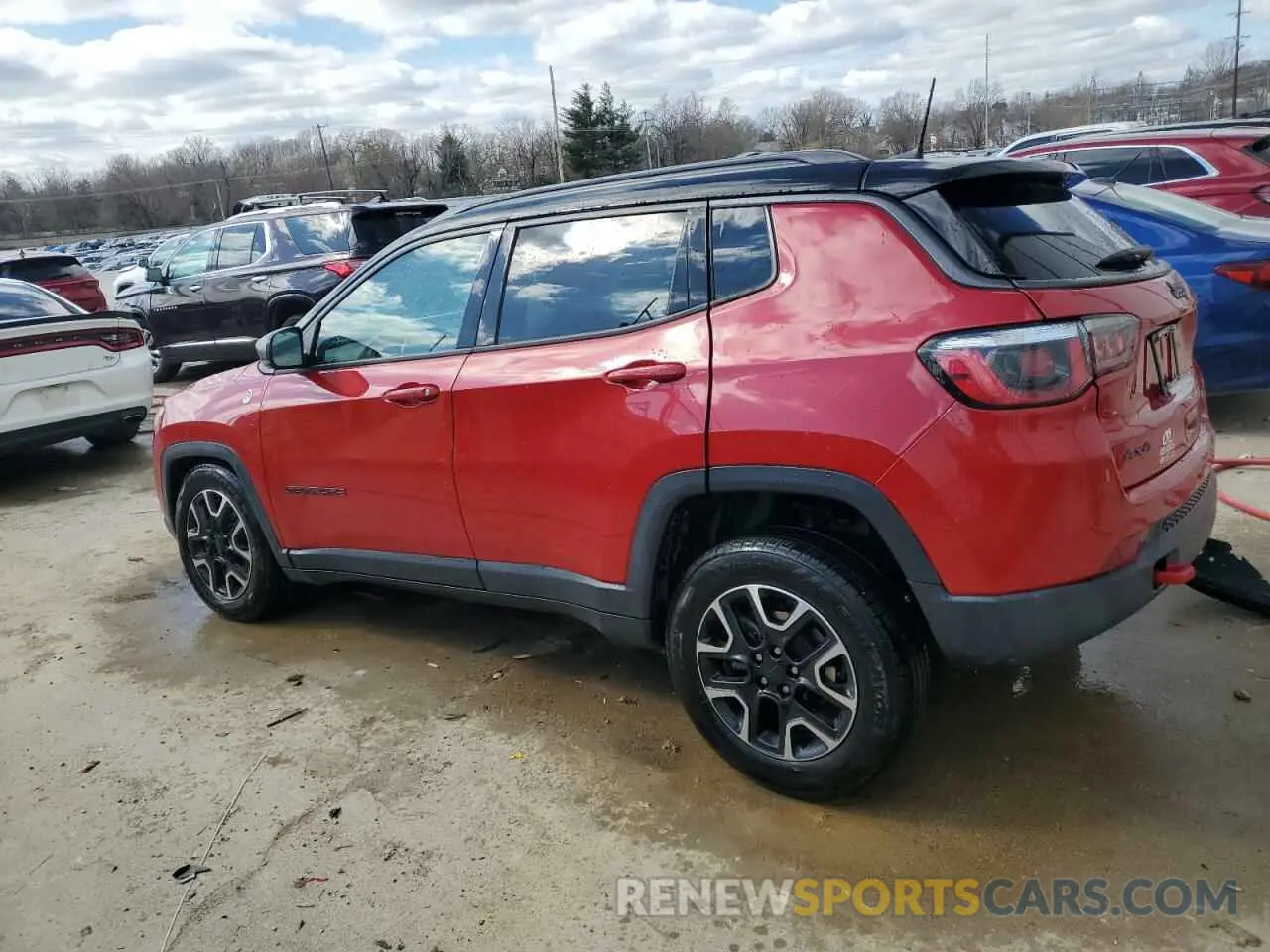 2 Photograph of a damaged car 3C4NJDDB5LT123810 JEEP COMPASS 2020