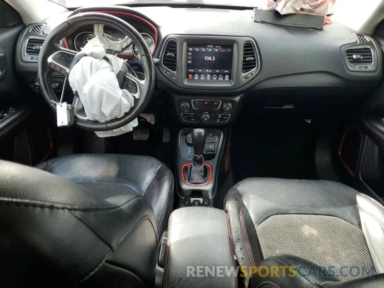 8 Photograph of a damaged car 3C4NJDDB5LT123810 JEEP COMPASS 2020