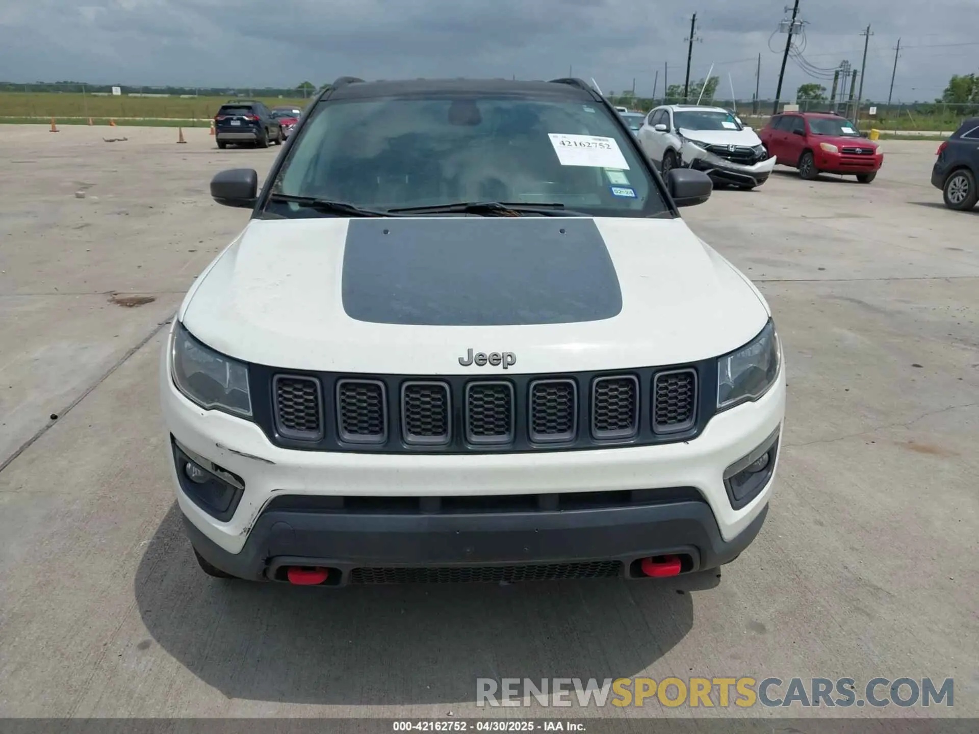 12 Photograph of a damaged car 3C4NJDDB5LT159559 JEEP COMPASS 2020