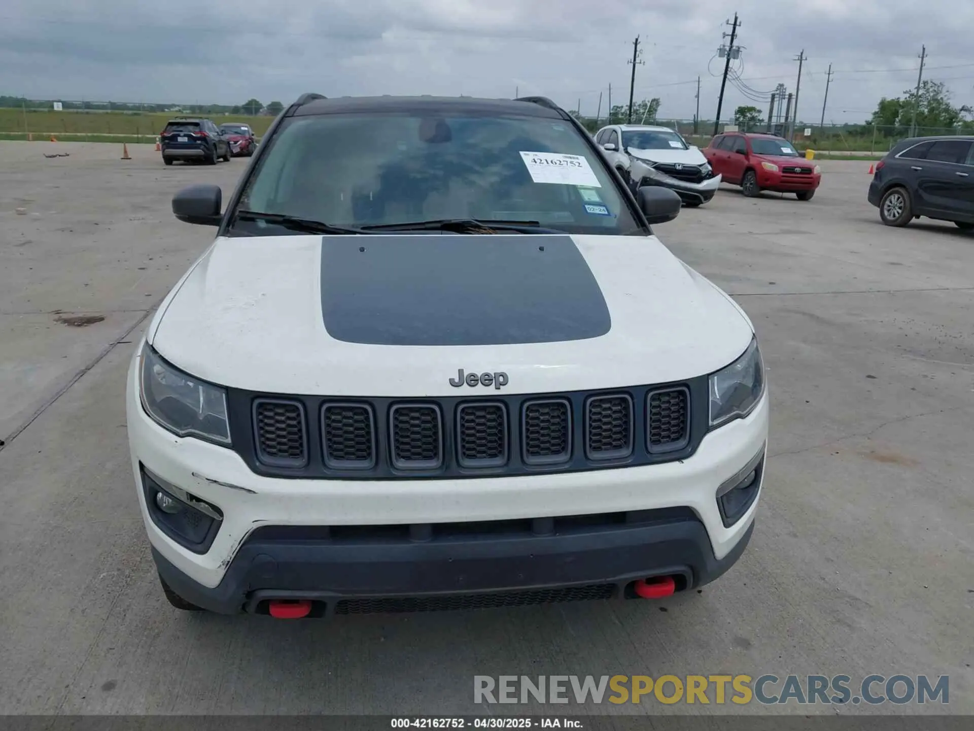 6 Photograph of a damaged car 3C4NJDDB5LT159559 JEEP COMPASS 2020