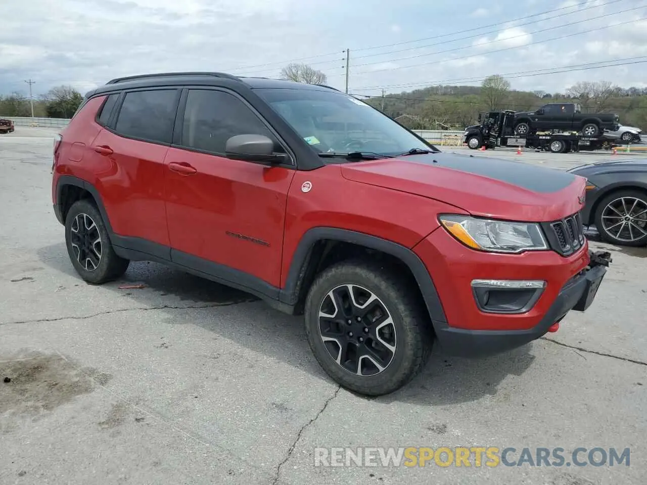 4 Photograph of a damaged car 3C4NJDDB5LT177379 JEEP COMPASS 2020
