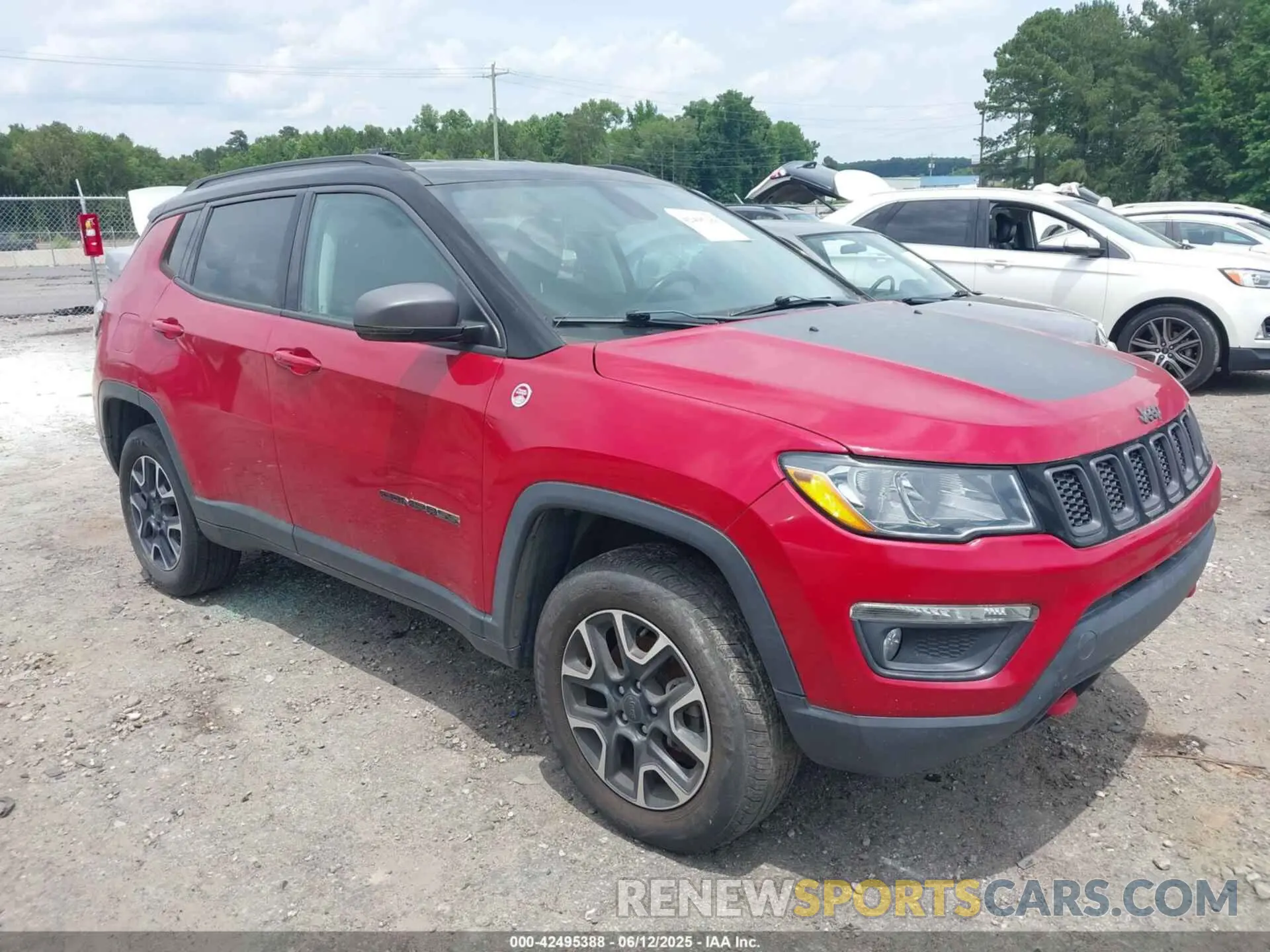 1 Photograph of a damaged car 3C4NJDDB5LT221591 JEEP COMPASS 2020